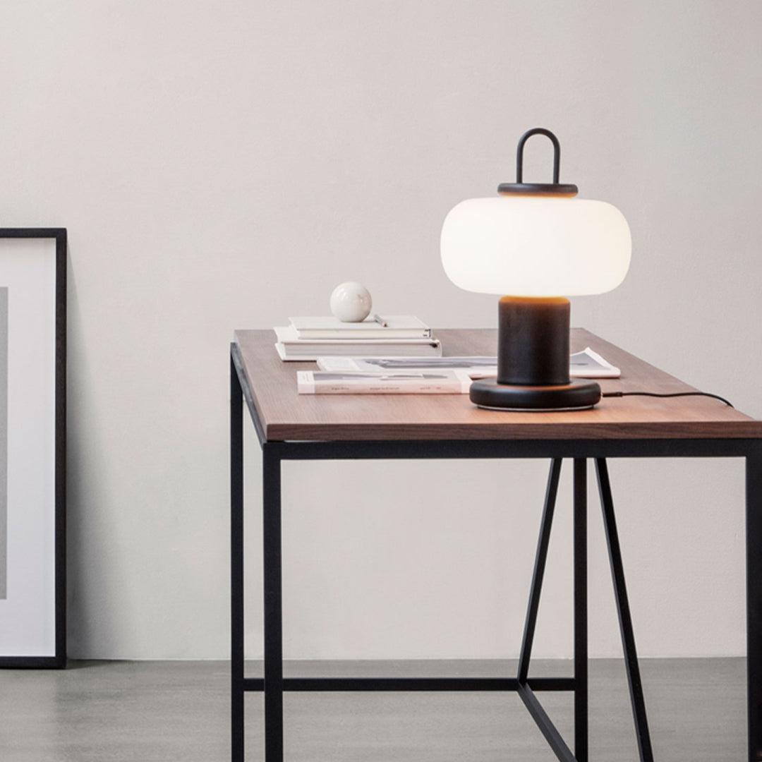 Solisic Minimalist Table Lamp - Letslighting