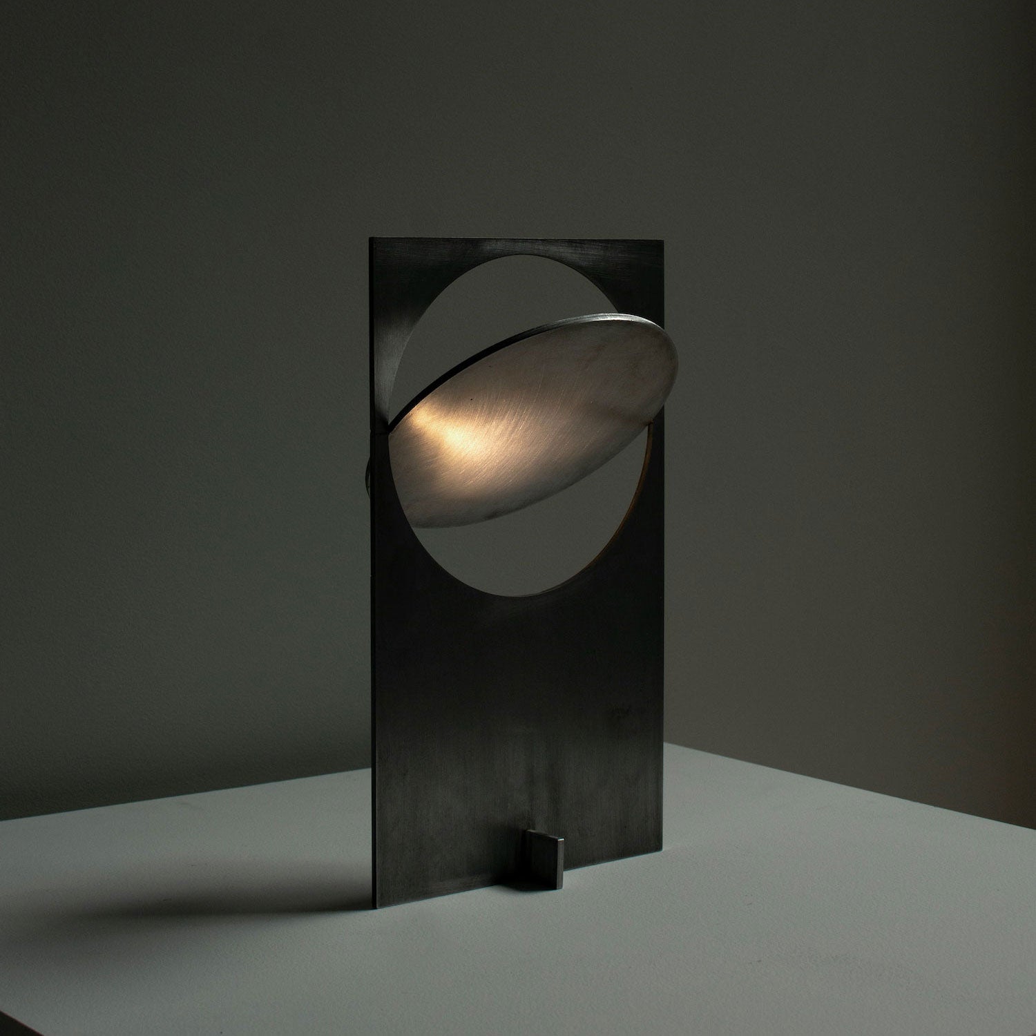 Orona Steel Futuristic Table Lamp - Letslighting