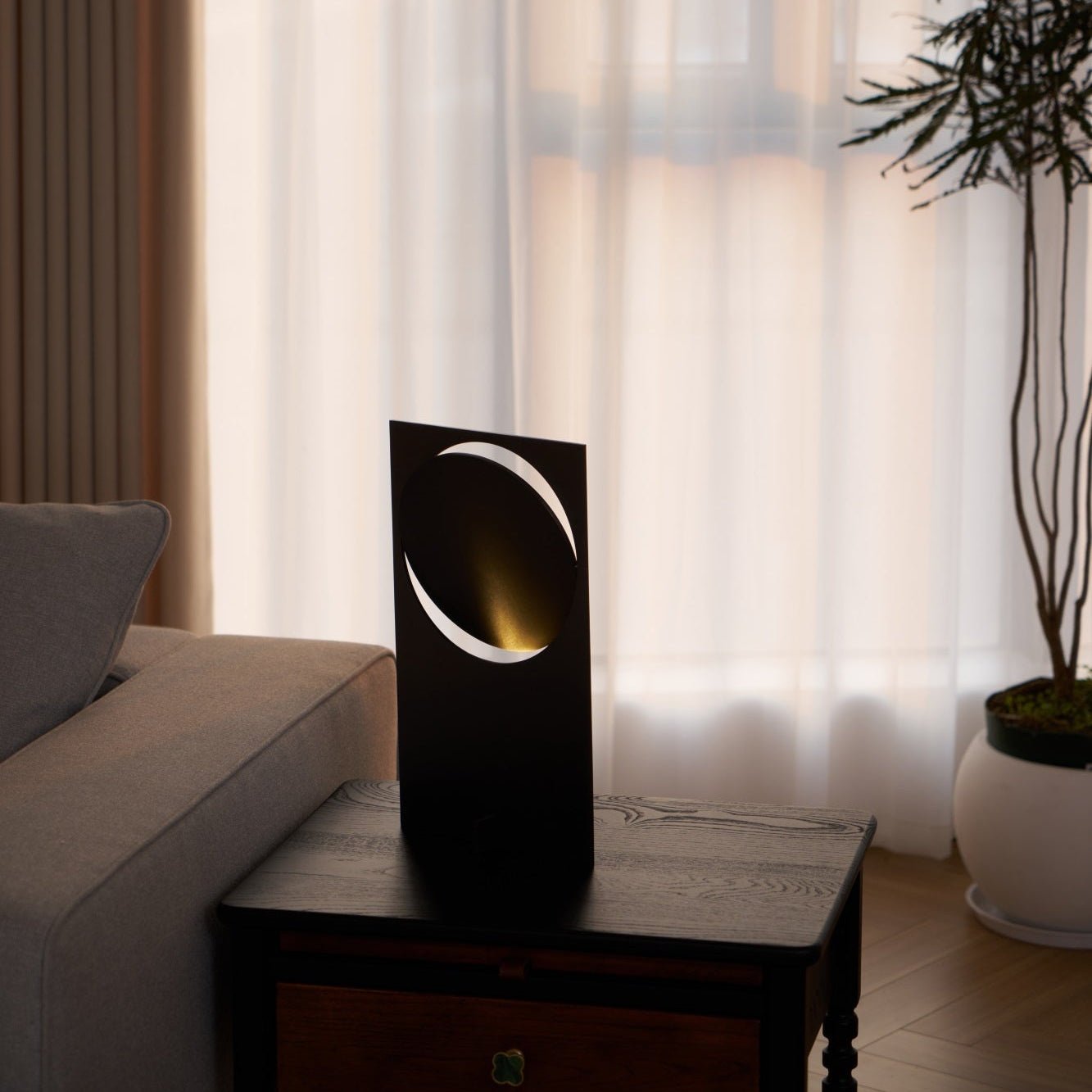 Orona Steel Futuristic Table Lamp - Letslighting