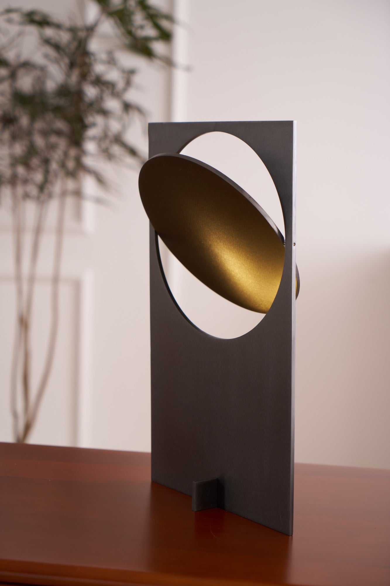 Orona Steel Futuristic Table Lamp - Letslighting