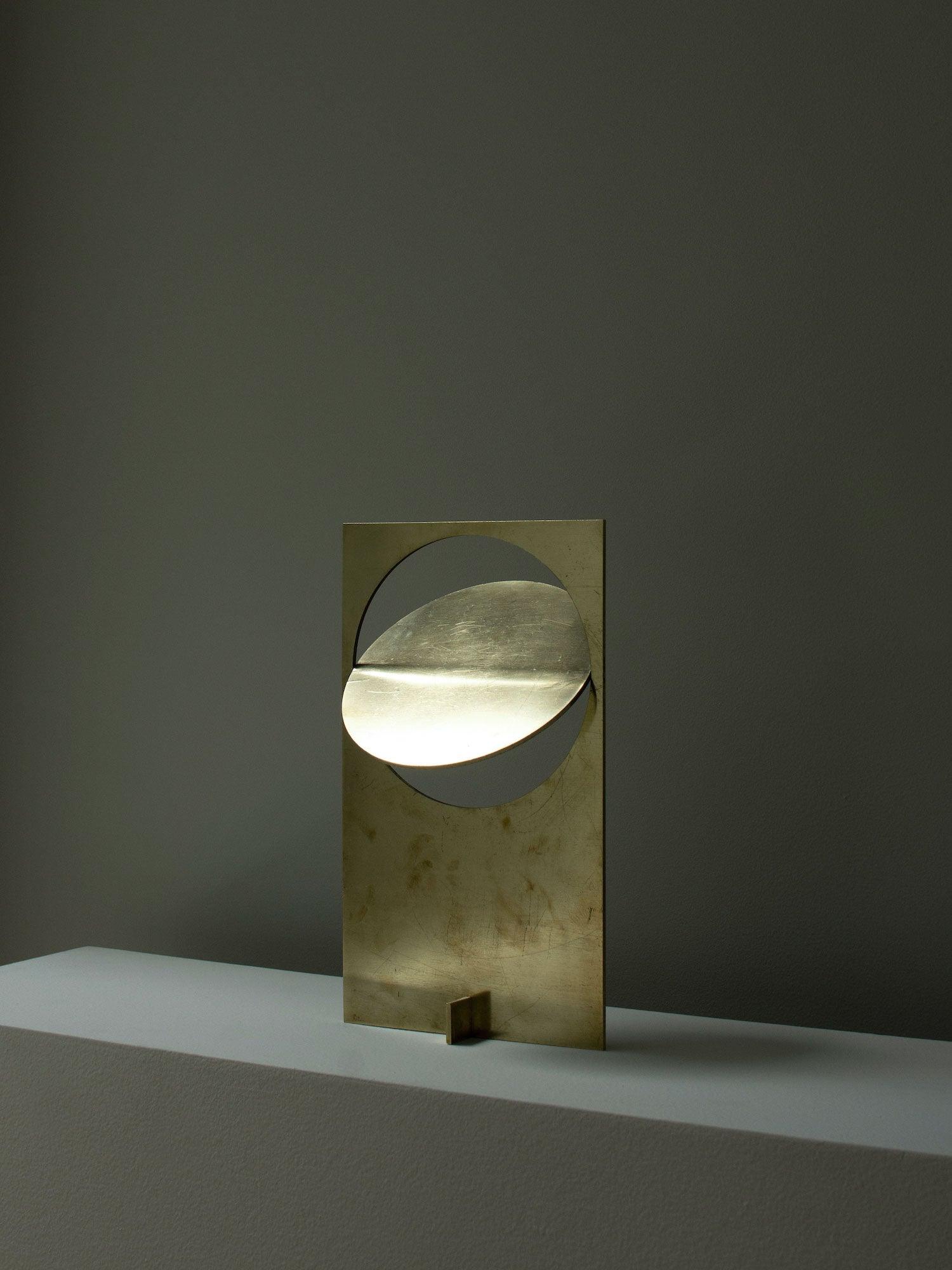 Orona Steel Futuristic Table Lamp - Letslighting