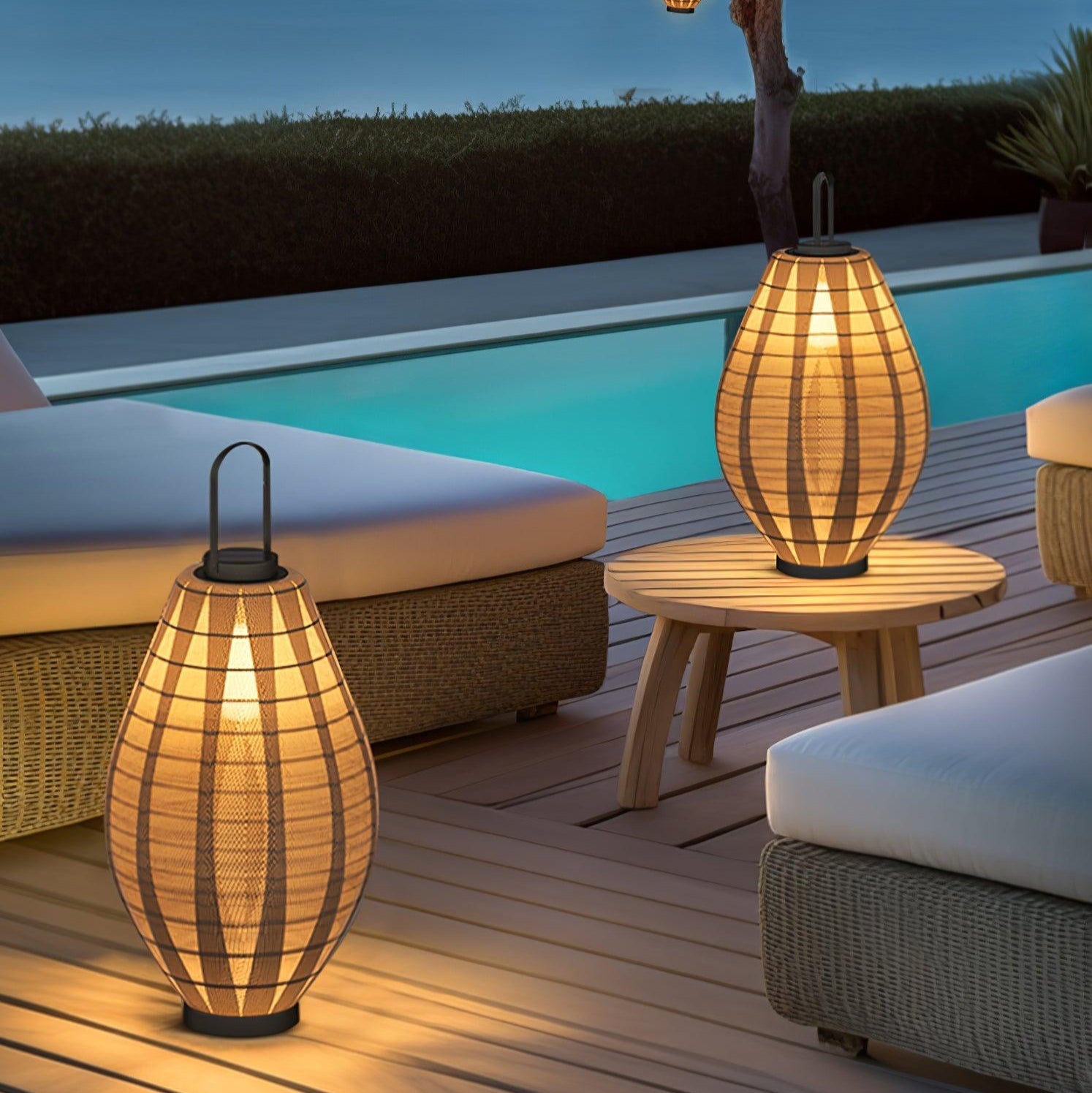 Ray Mesh Beacon Outdoor Lamp