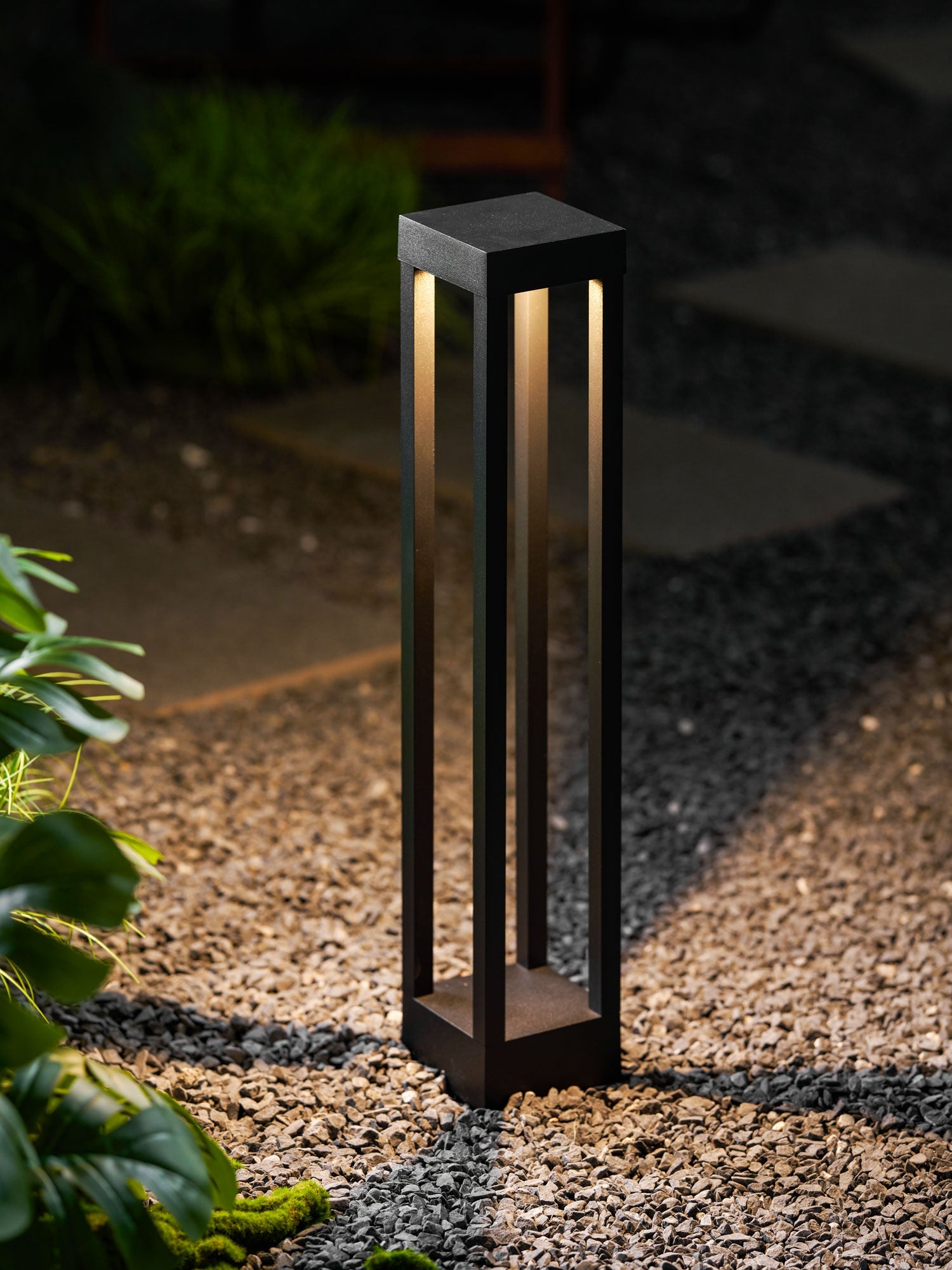 Obsidian Post Outdoor Light - Letslighting