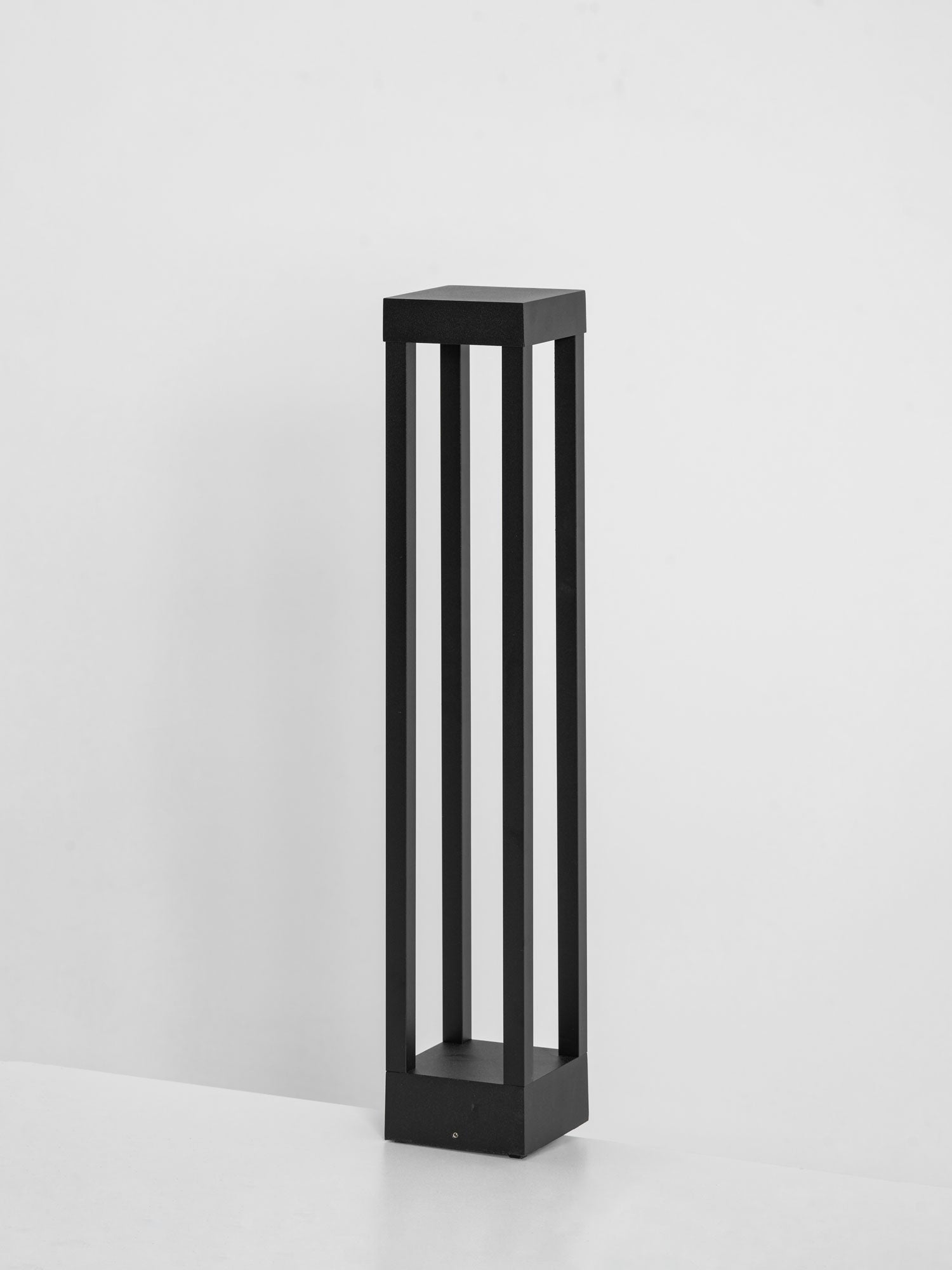 Obsidian Post Outdoor Light - Letslighting
