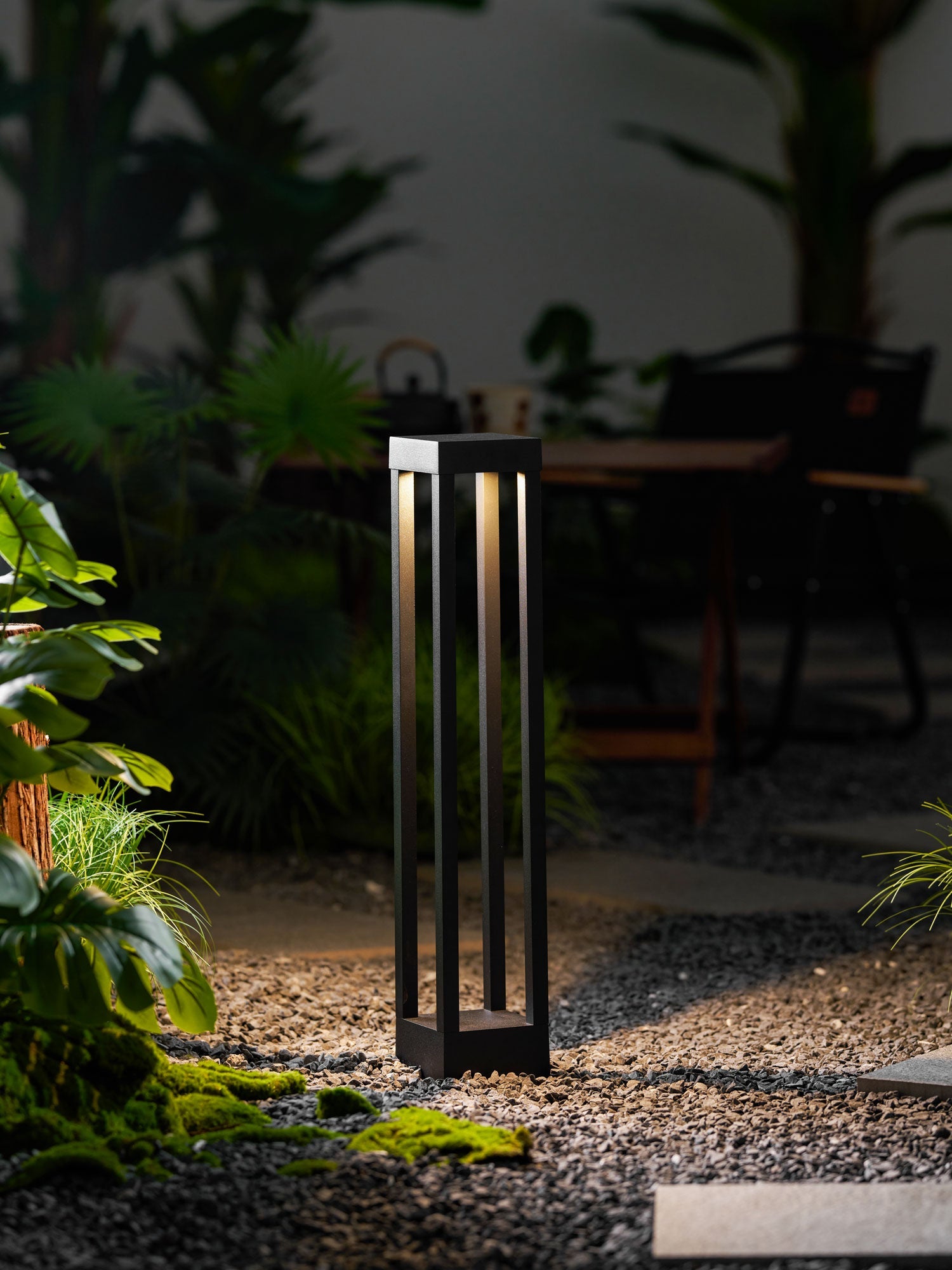 Obsidian Post Outdoor Light - Letslighting
