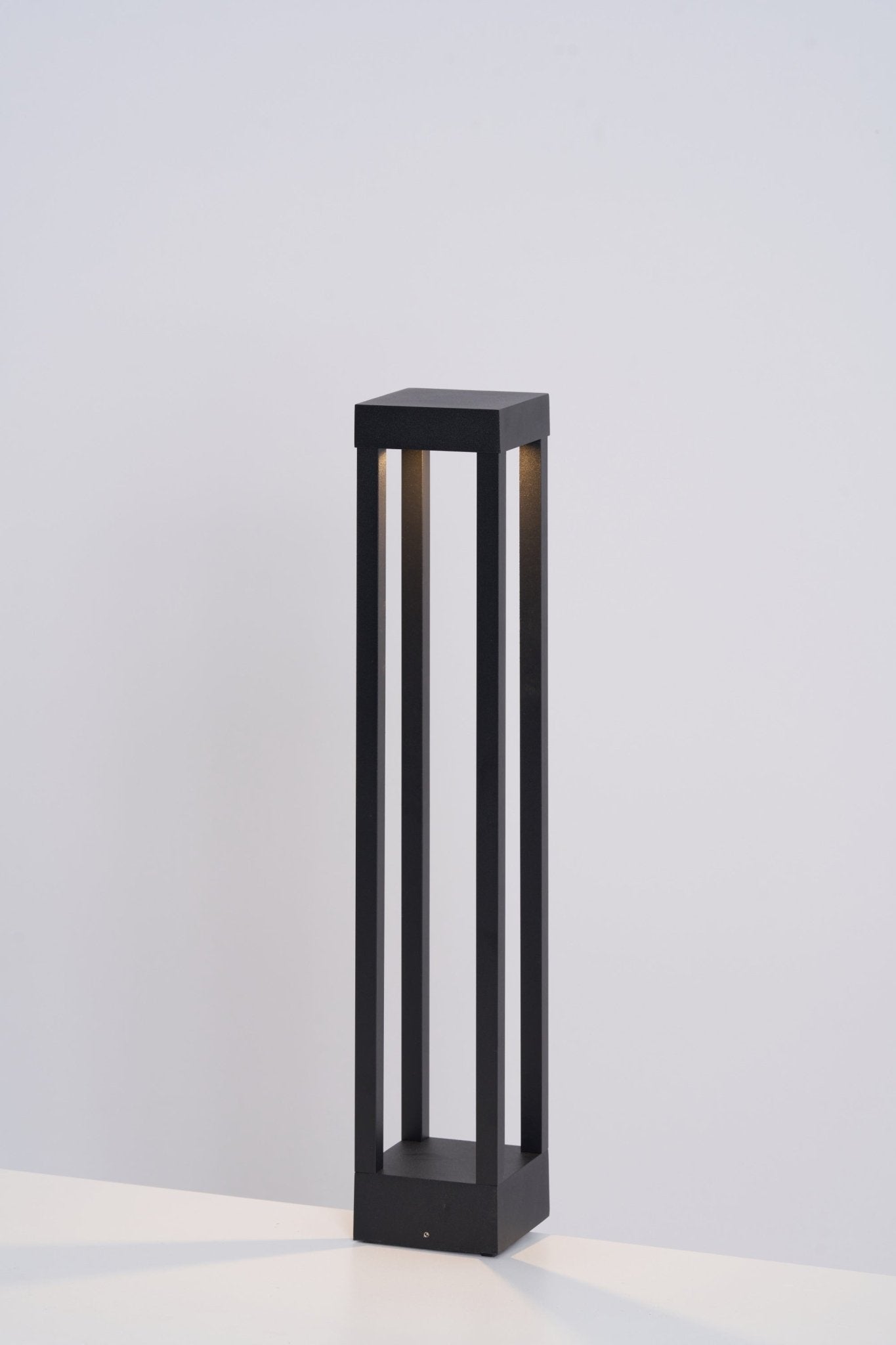 Obsidian Post Outdoor Light - Letslighting