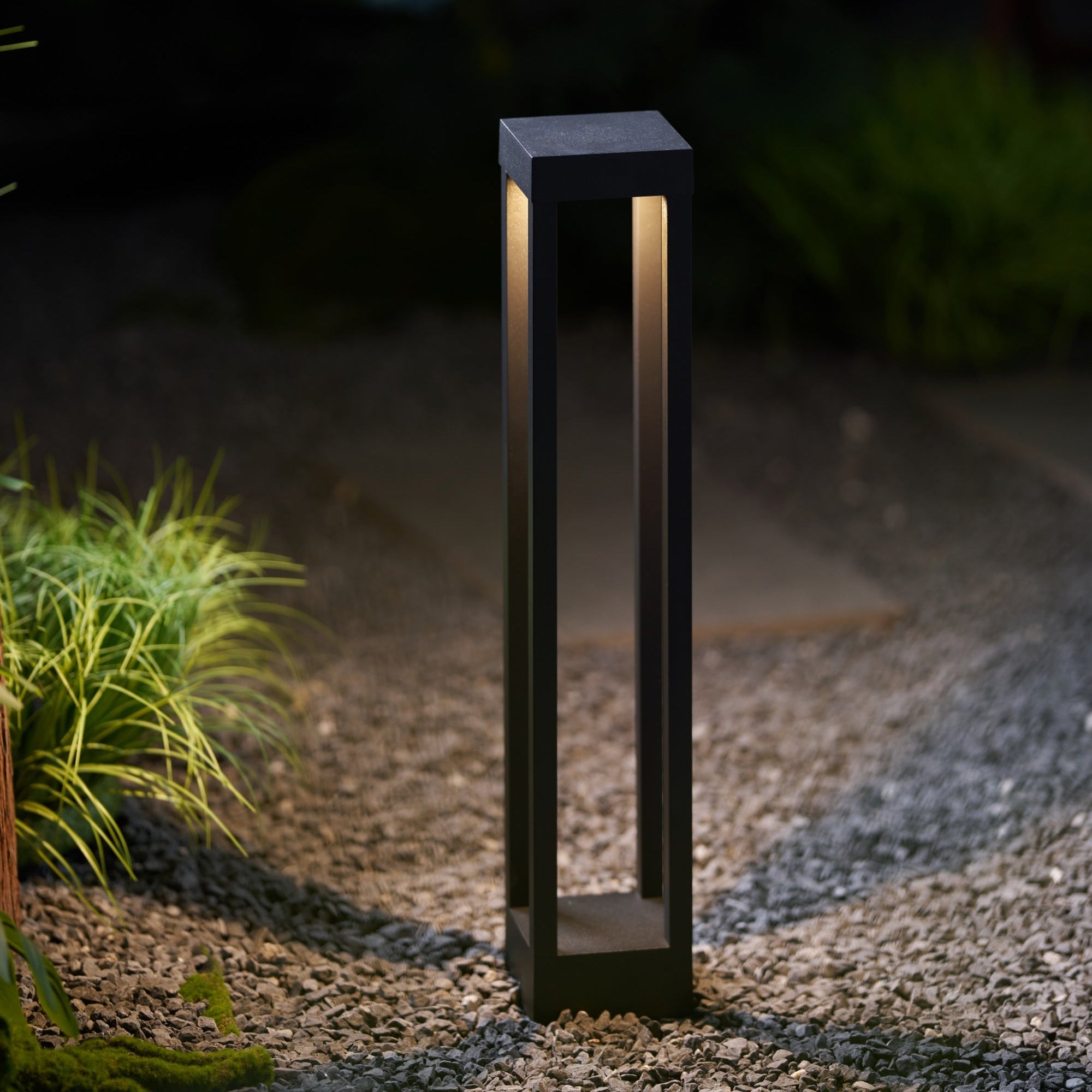 Obsidian Post Outdoor Light - Letslighting