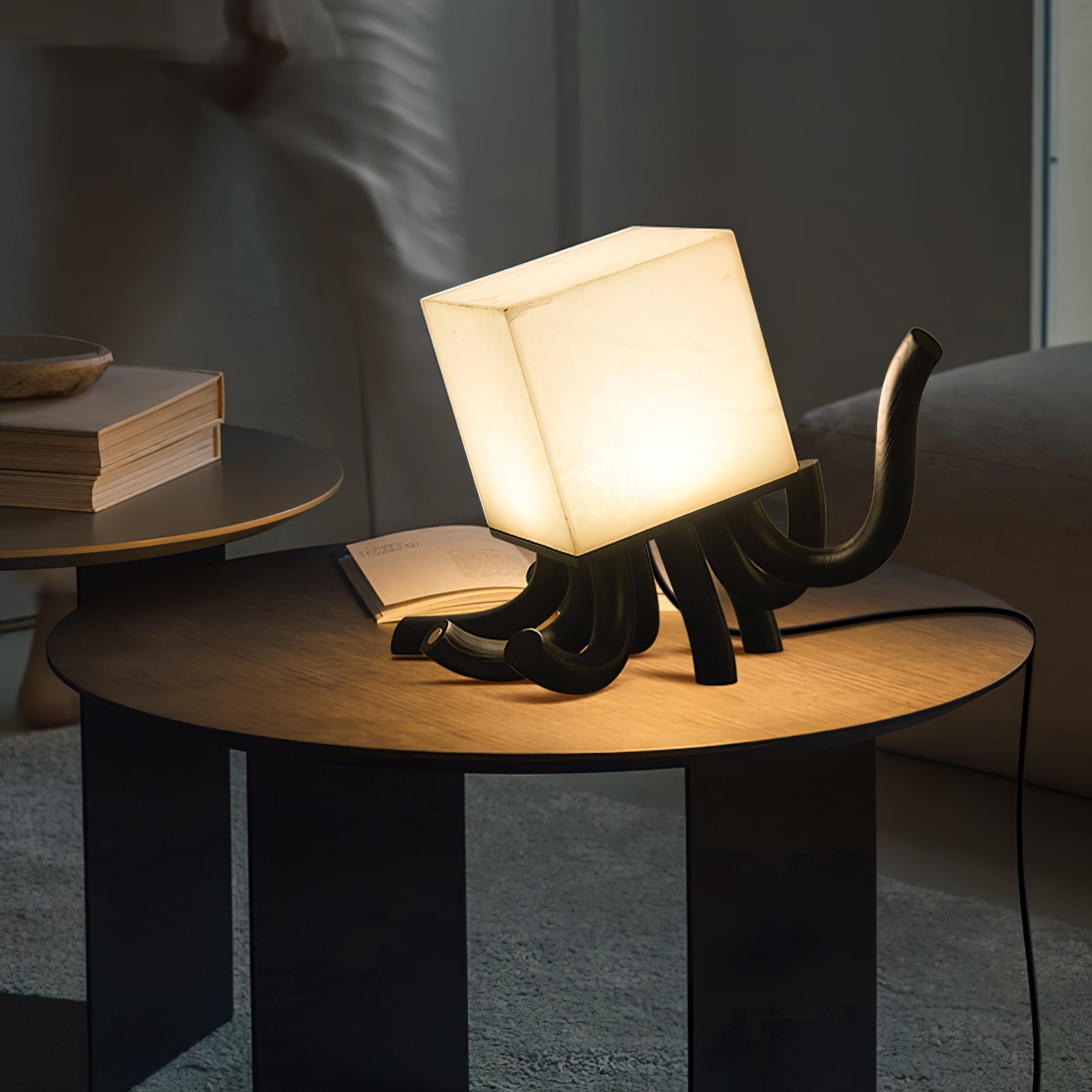 Ivvinos Tentacle Alabaster Table Lamp - Letslighting