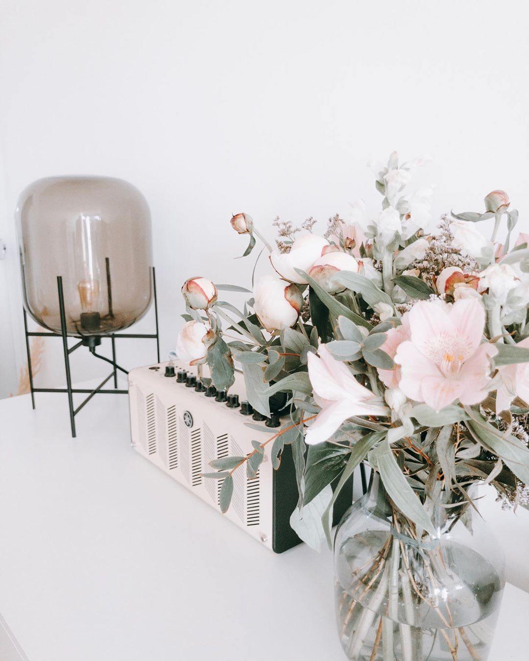 Zevia Glass Industrial Floor lamp - Letslighting