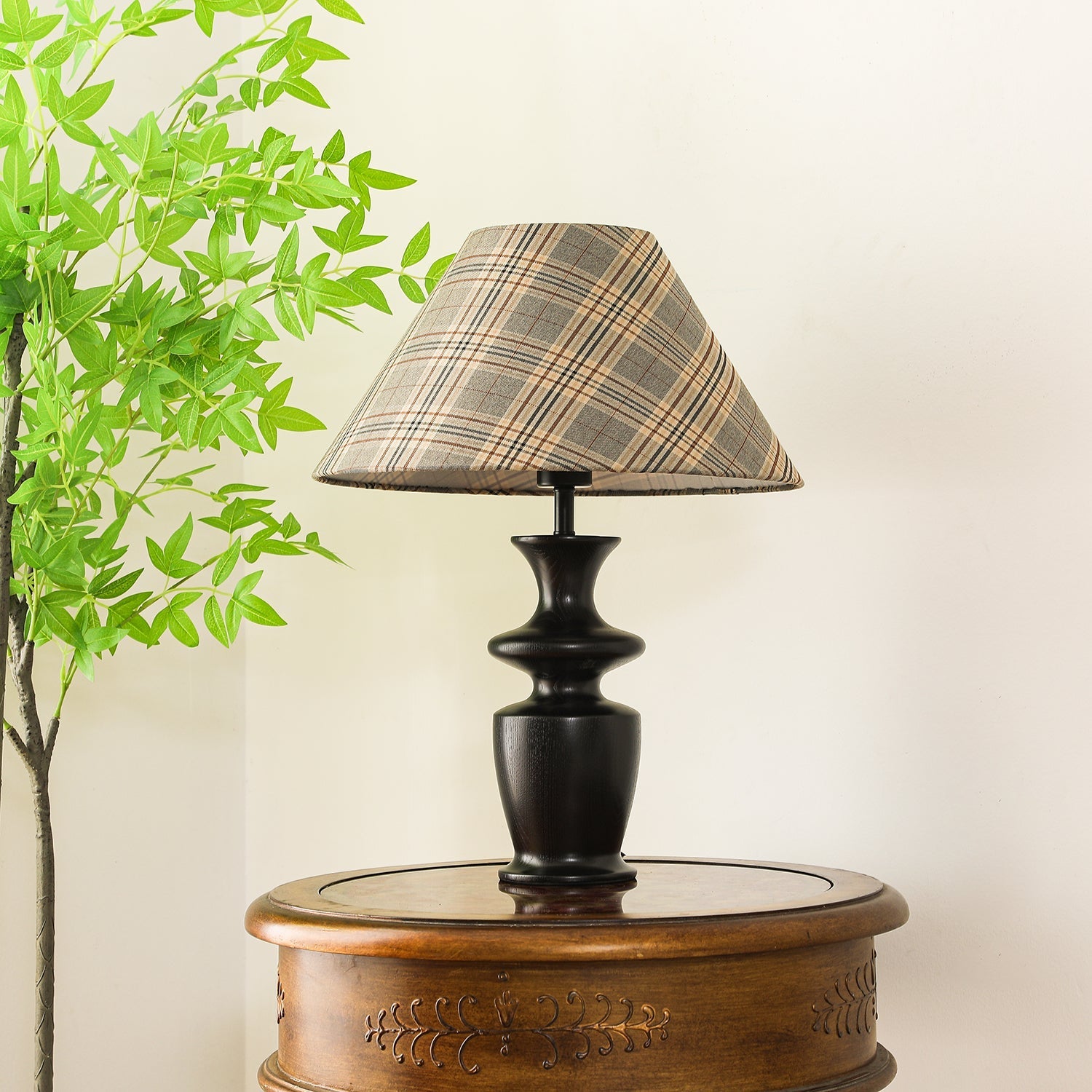 Herita Wood & Fabric Table Lamp - Letslighting