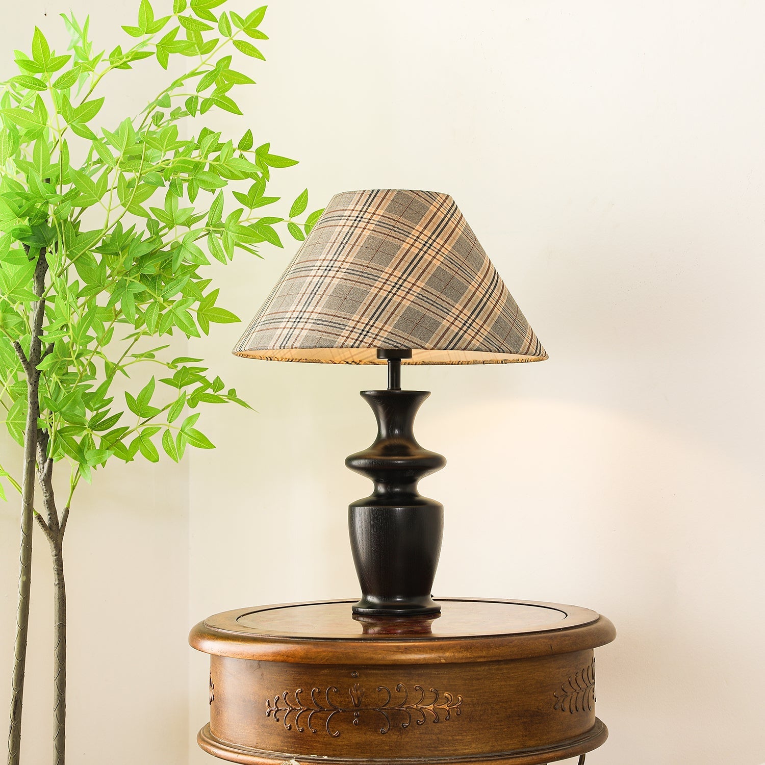Herita Wood & Fabric Table Lamp - Letslighting