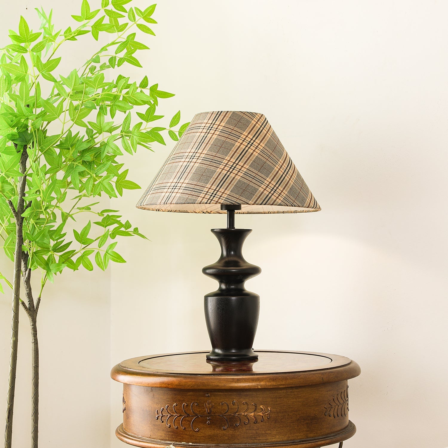 Herita Wood & Fabric Table Lamp - Letslighting