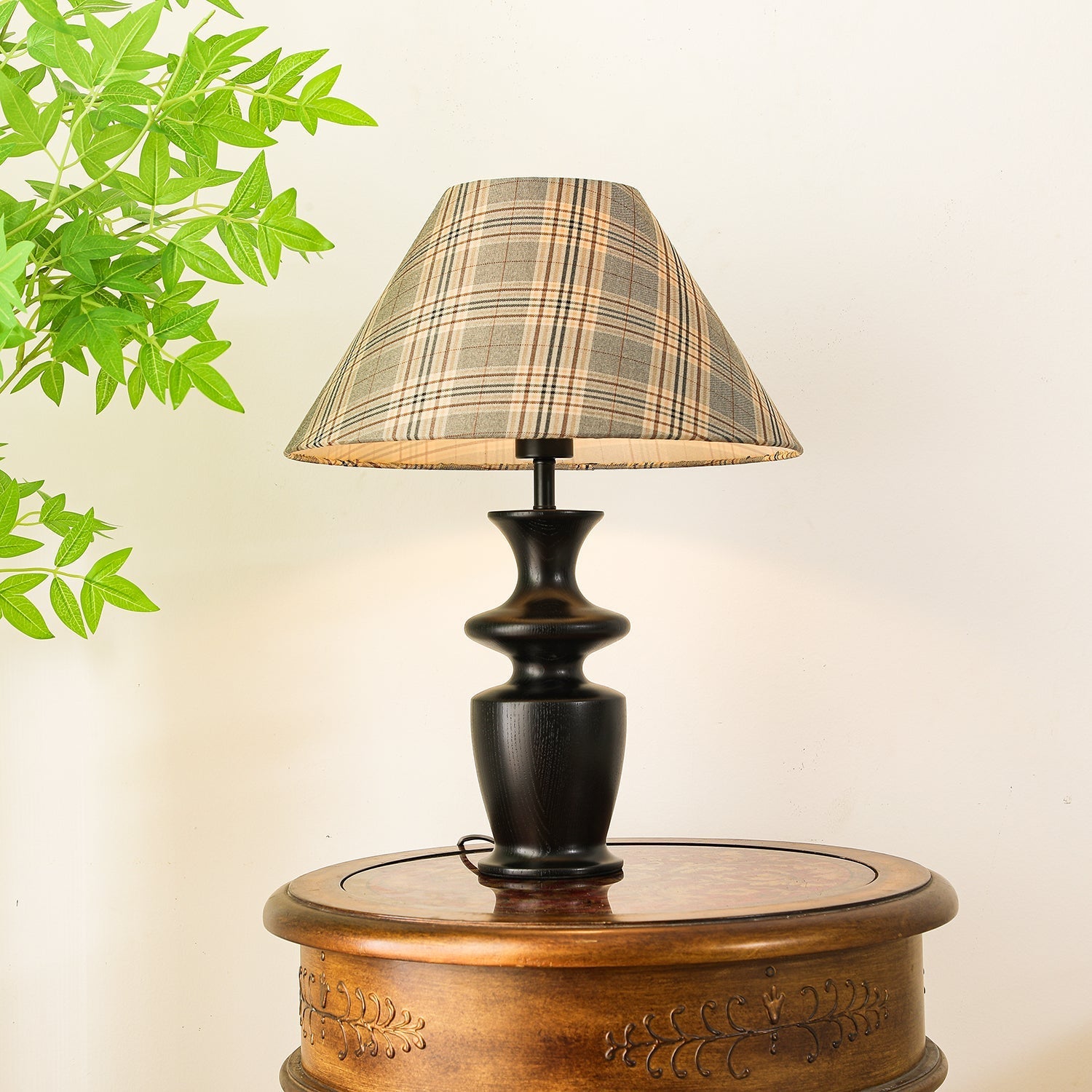 Herita Wood & Fabric Table Lamp - Letslighting