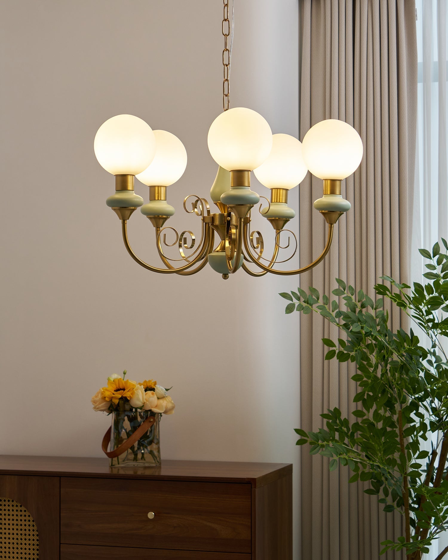 Lustra Chandelier Green Shades Gold Curved Arms - Letslighting