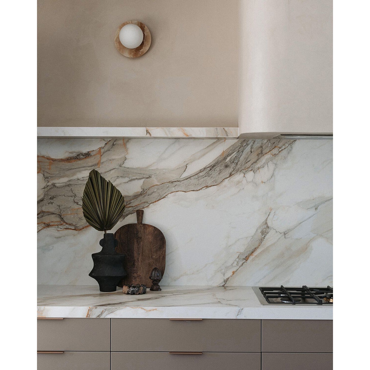 Ovyna Modern Minimalist Onyx Glass Wall Lamp - Letslighting