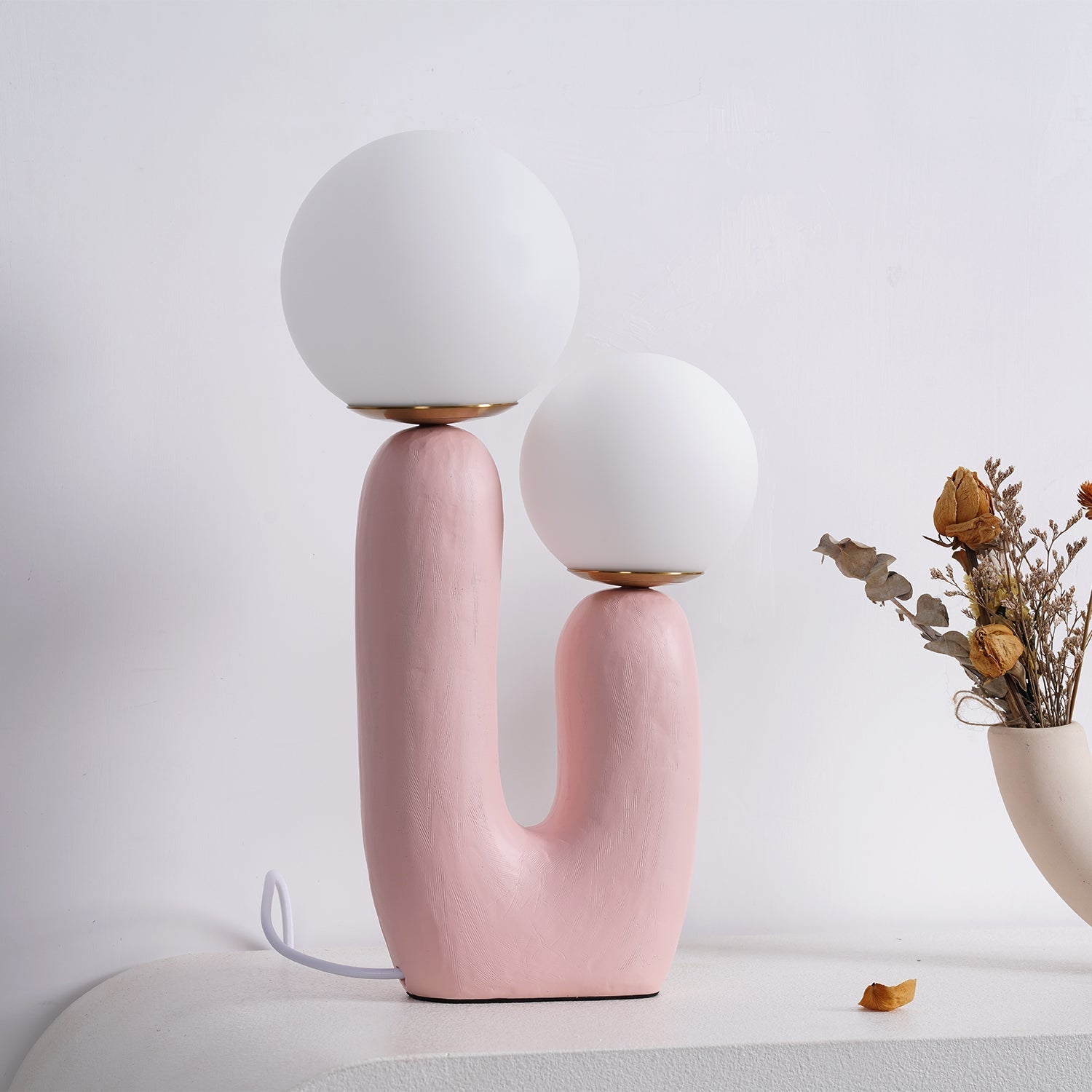 Elyrain Resin Artistic Table Lamp - Letslighting