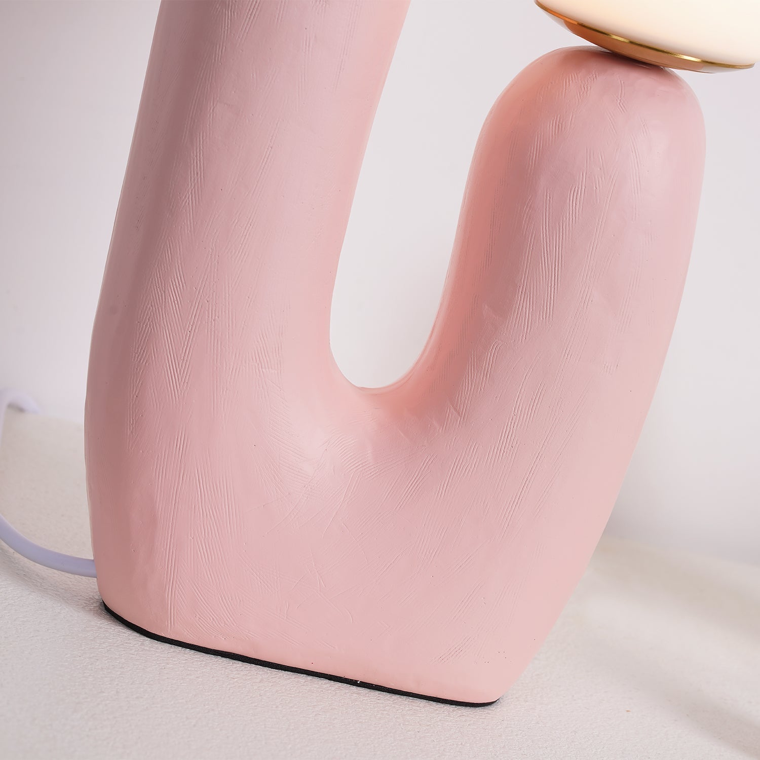 Elyrain Resin Artistic Table Lamp - Letslighting