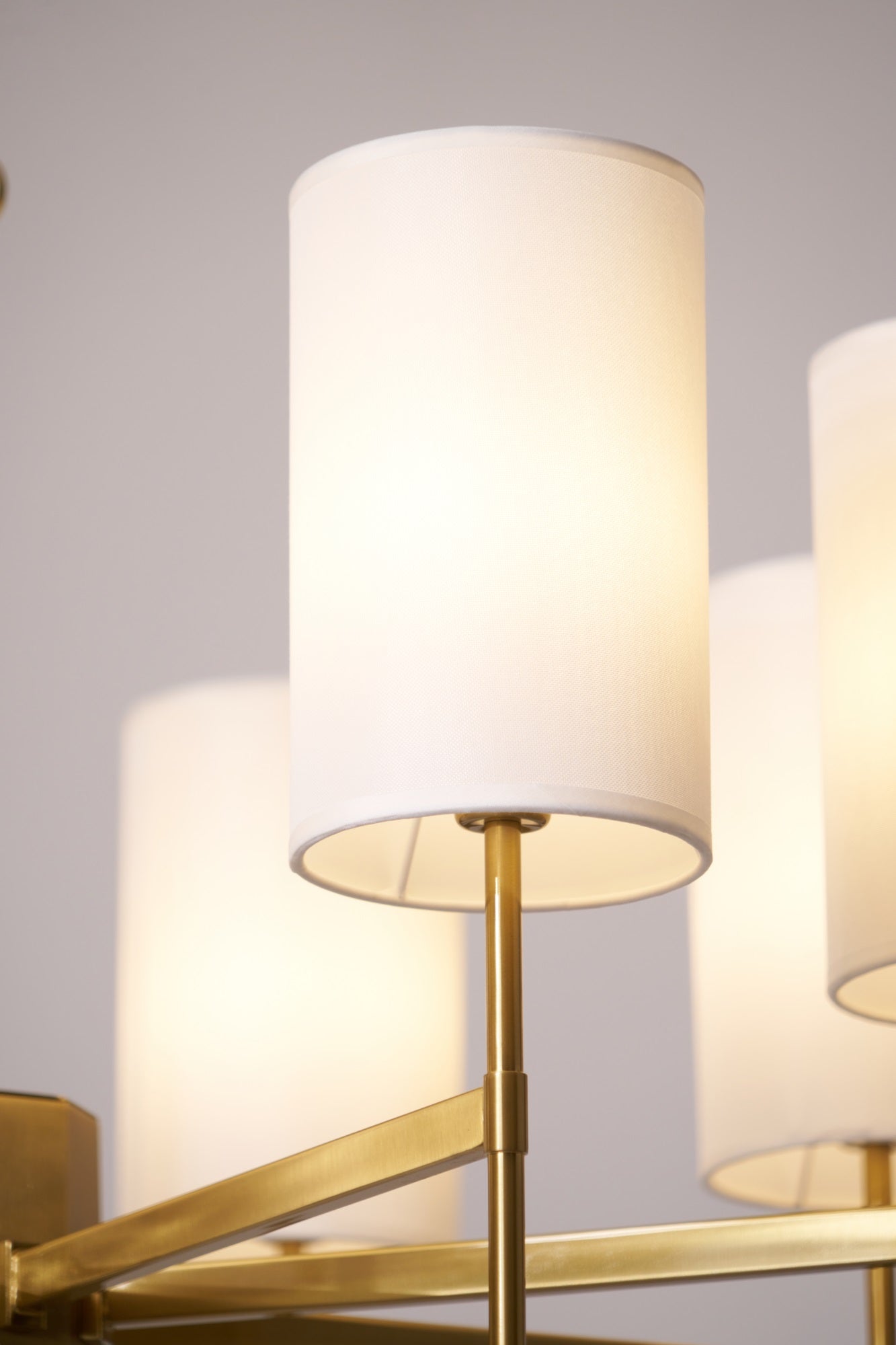 Ulcarisra Traditional Vintage Brass Fabric Chandelier - Letslighting