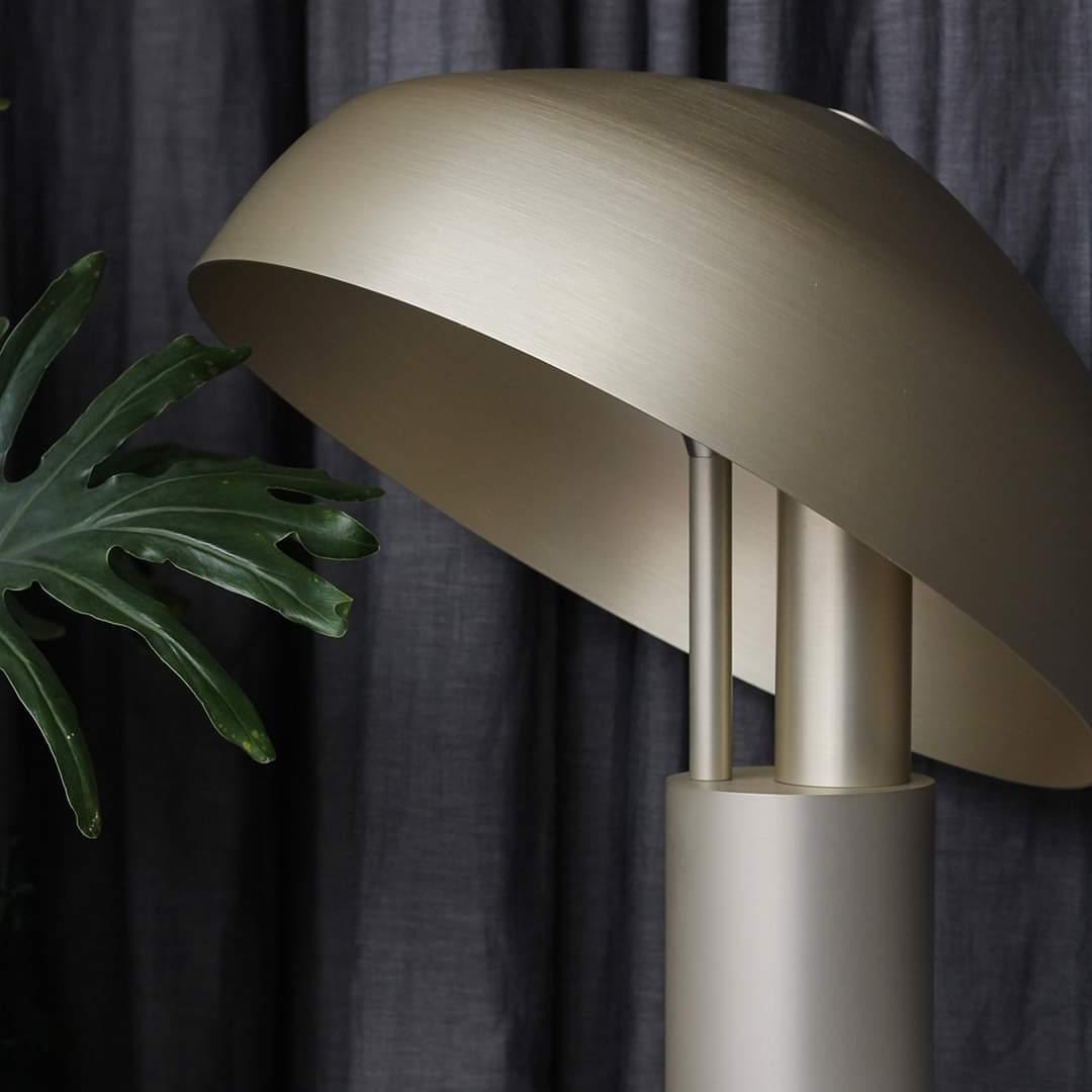 Syvynion Organic Brass Desk Lamp - Letslighting