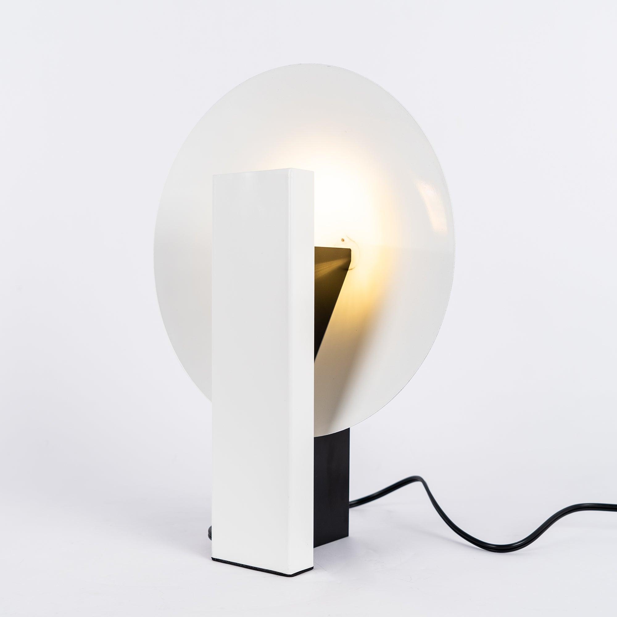 Brooke Minimalist Table Lamp - Letslighting