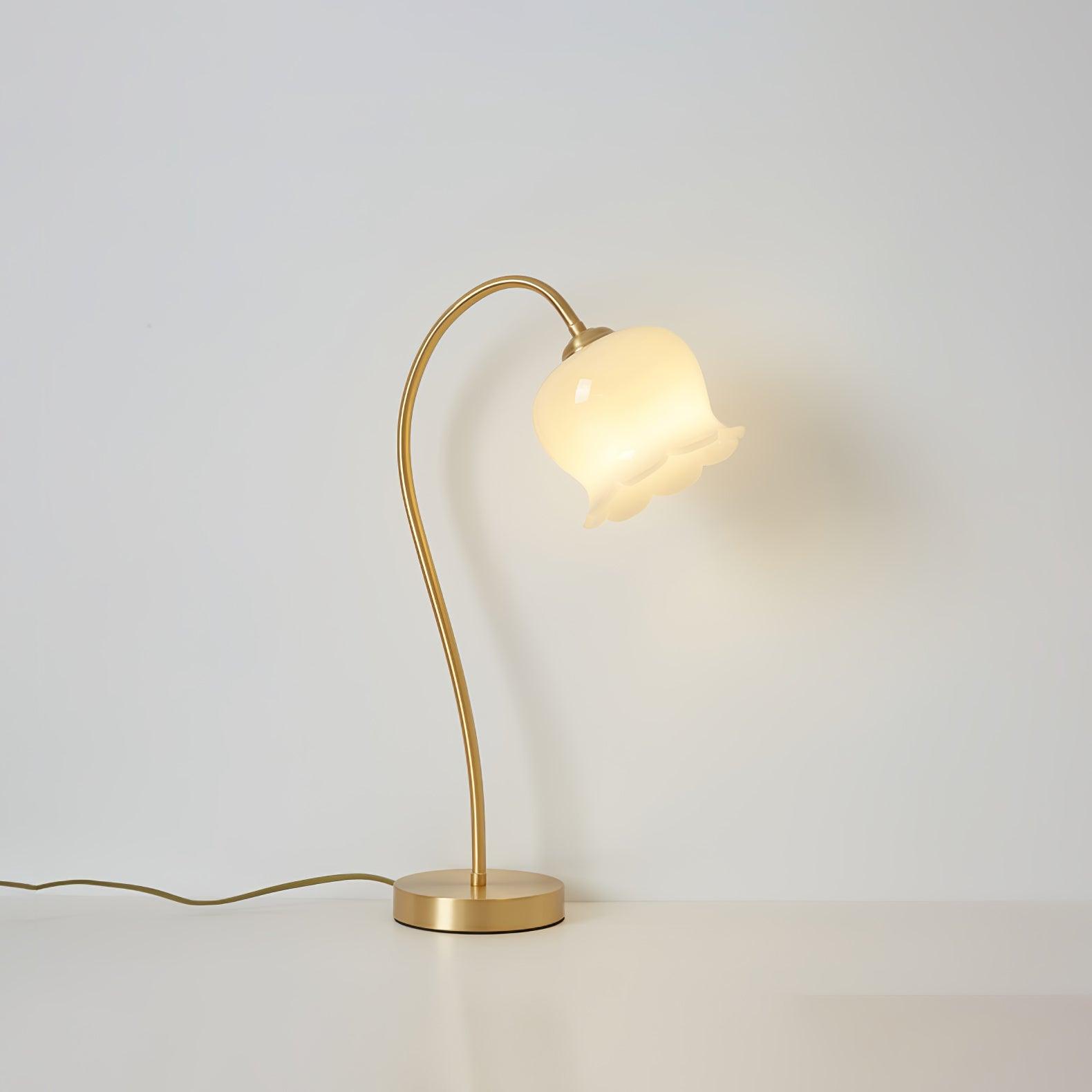 Luxore Brass Vintage Table Lamp - Letslighting