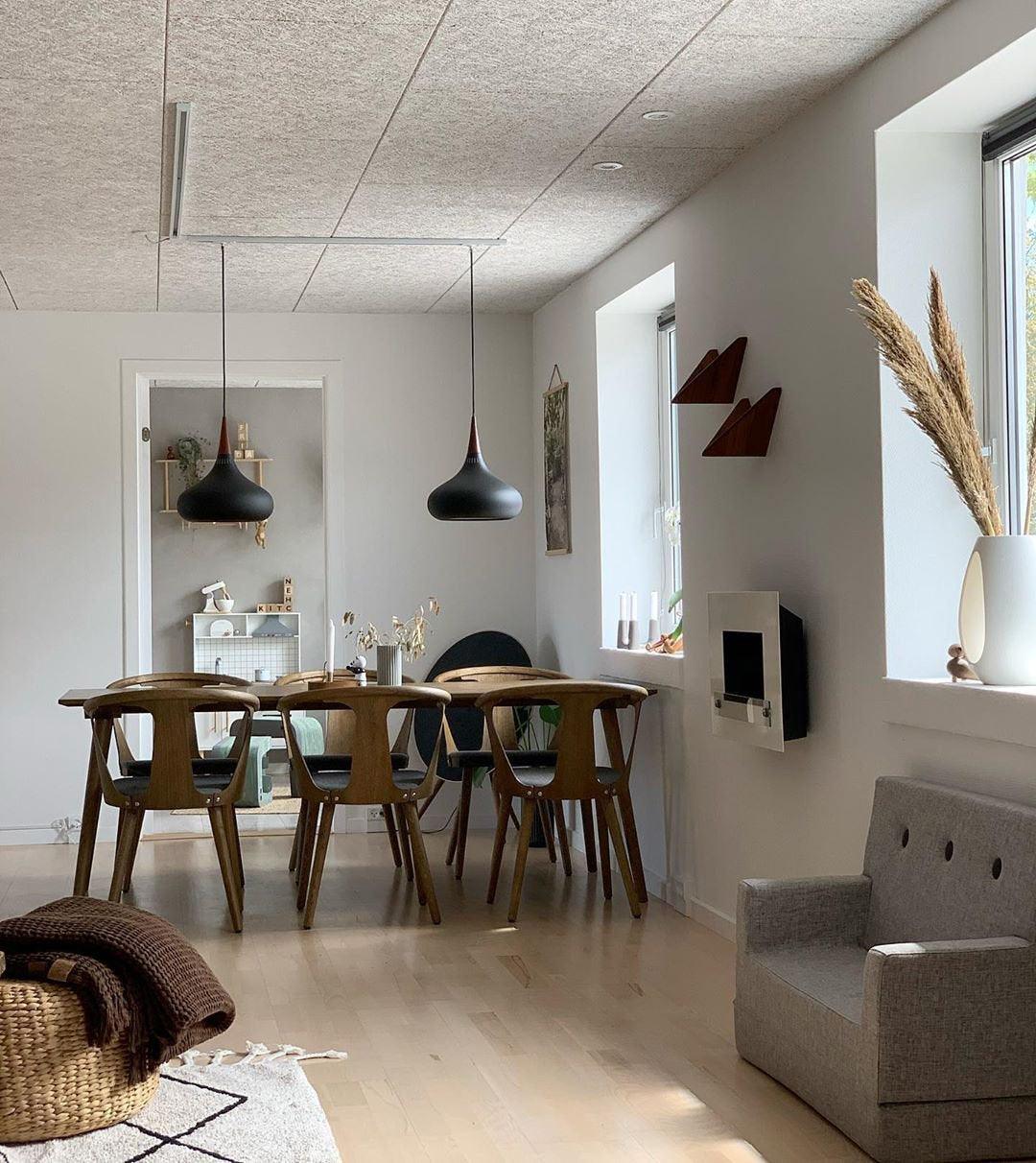 Eldara Aluminum & Wood Industrial Pendant Light - Letslighting