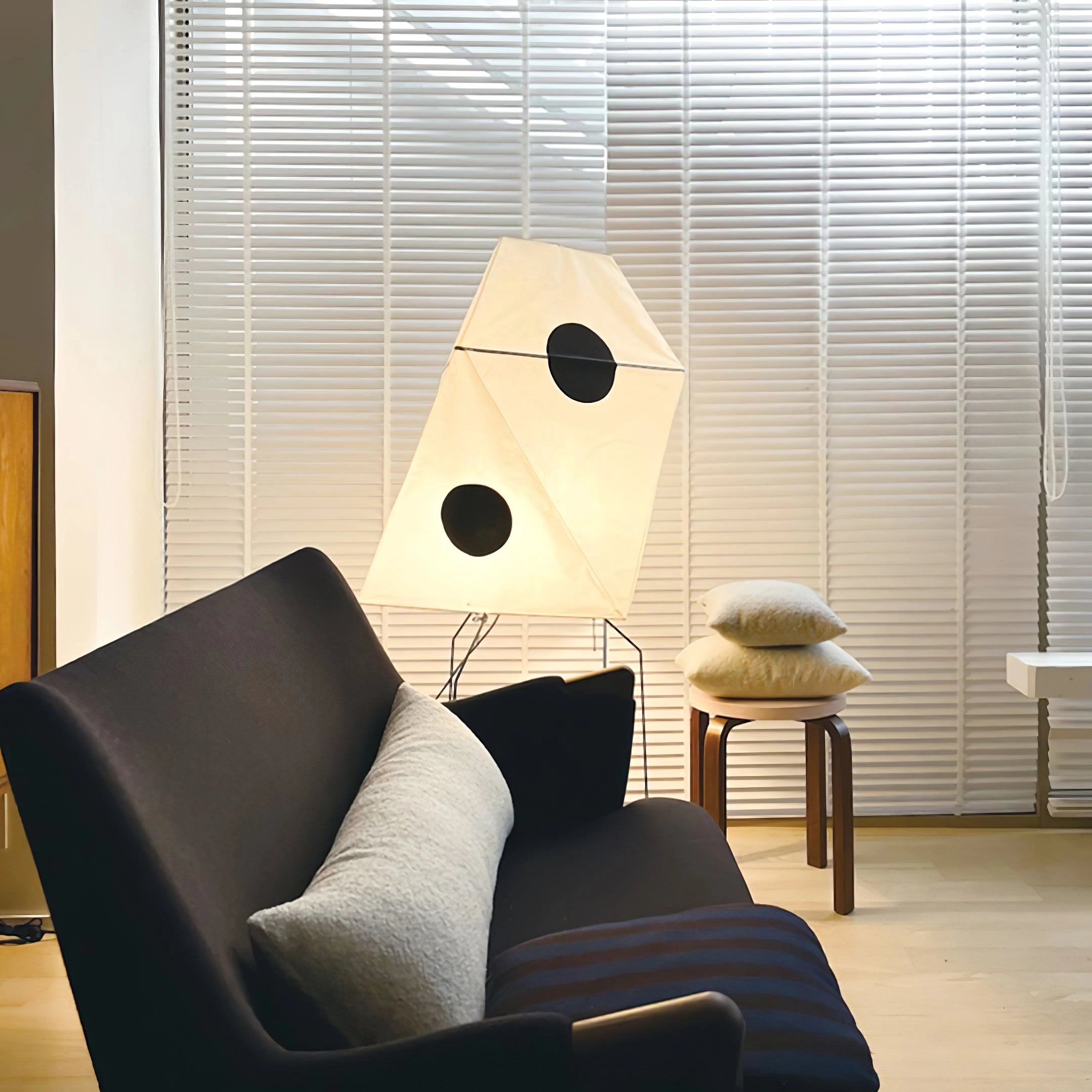 Atheilil Artistic Fabric Floor Lamp - Letslighting