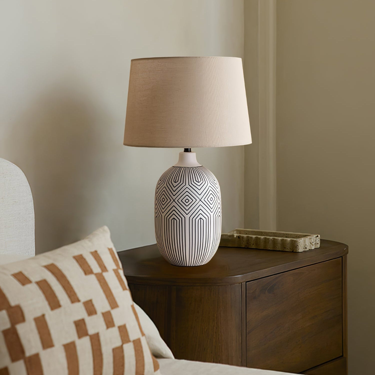 Brittany Modern Ceramics Table Lamp - Letslighting