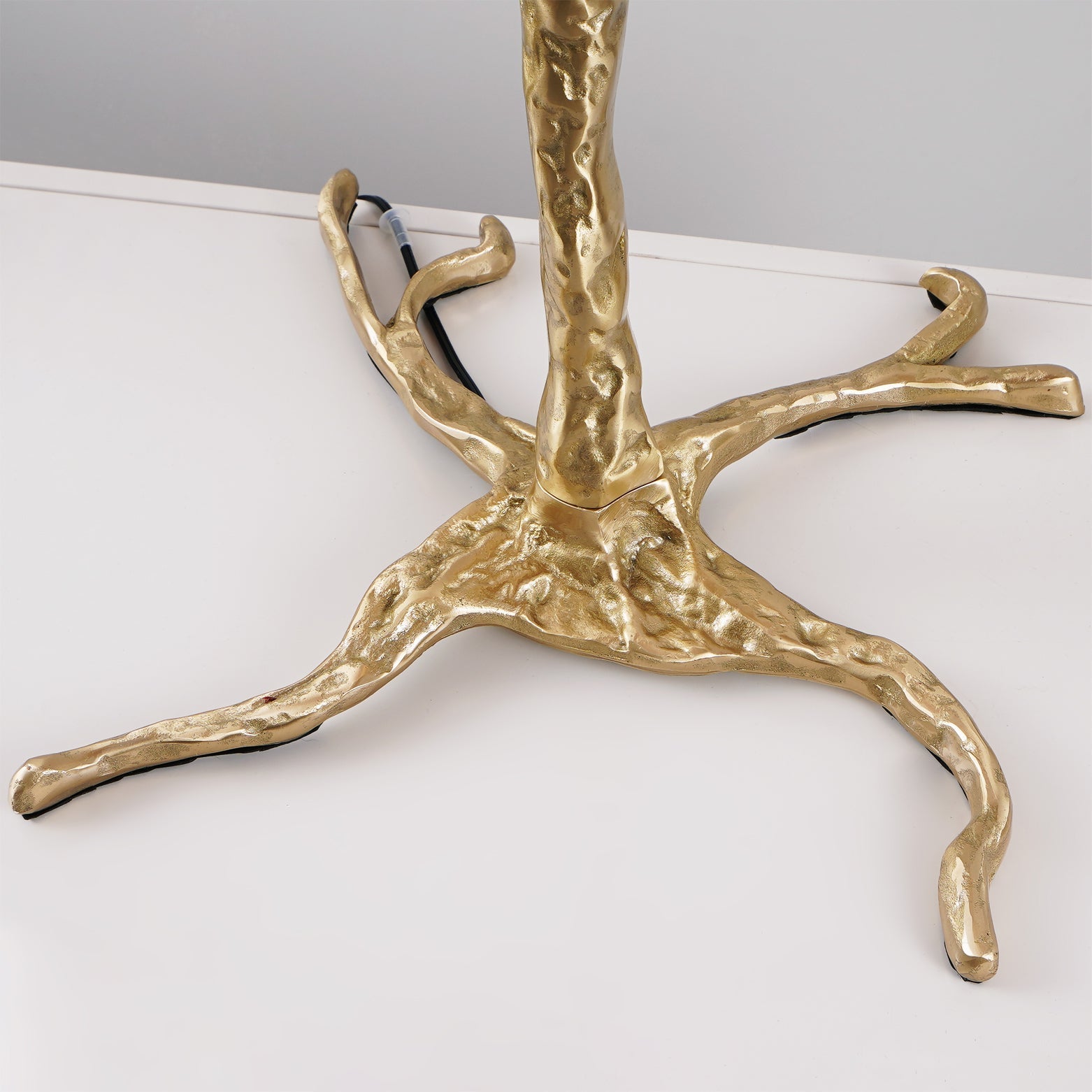 Selis Feather Brass Floor Lamp - Letslighting