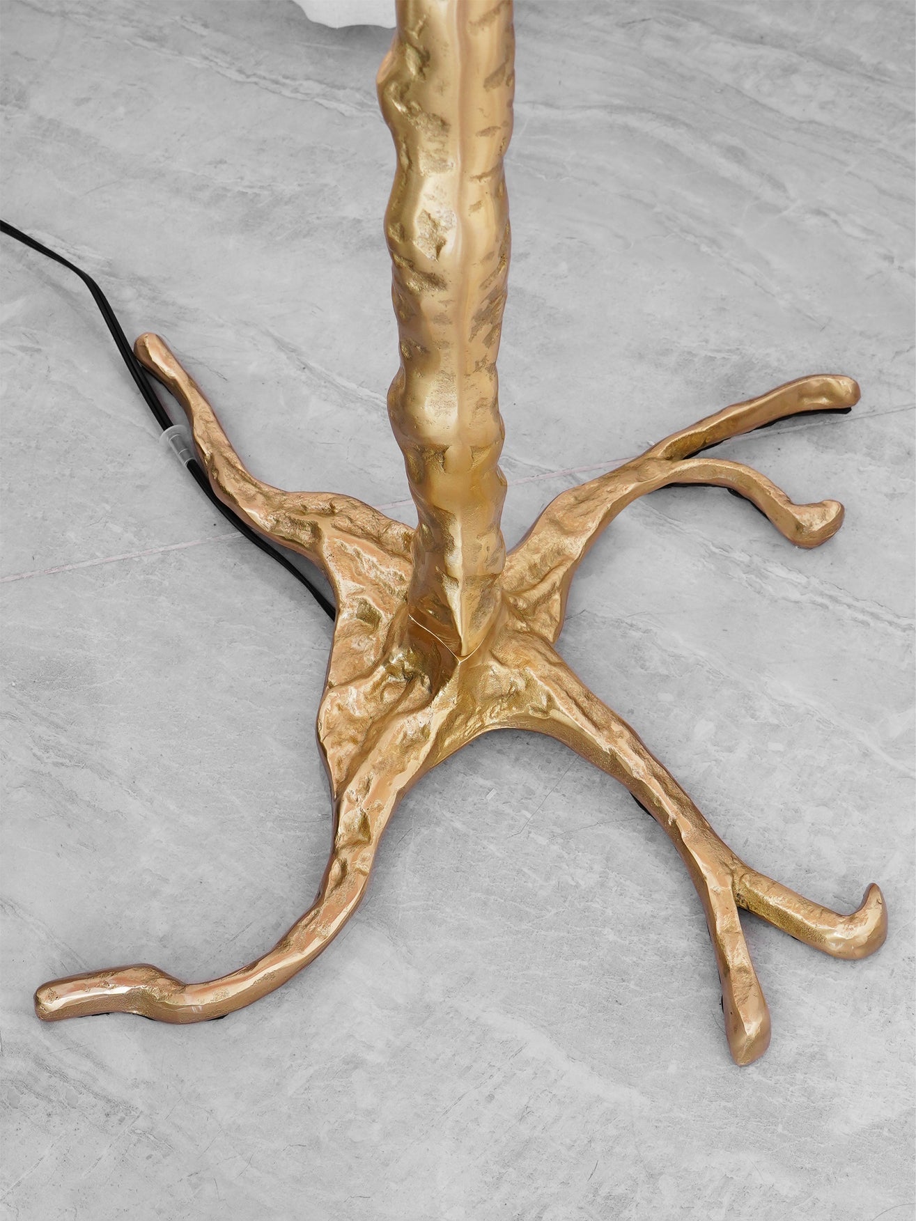 Selis Feather Brass Floor Lamp - Letslighting