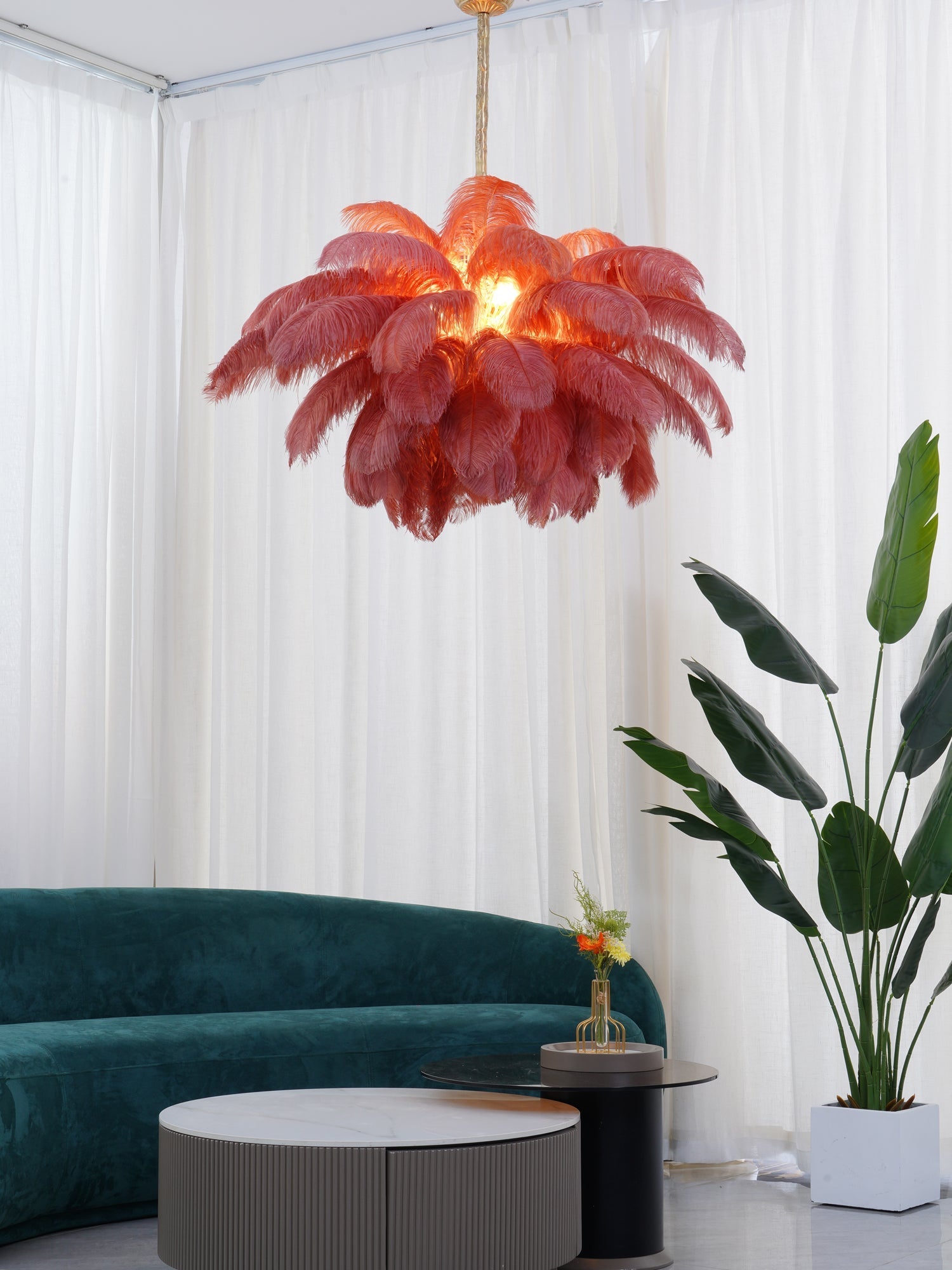 Lustra Chandelier Ostrich Feather Large Brass Stem - Letslighting