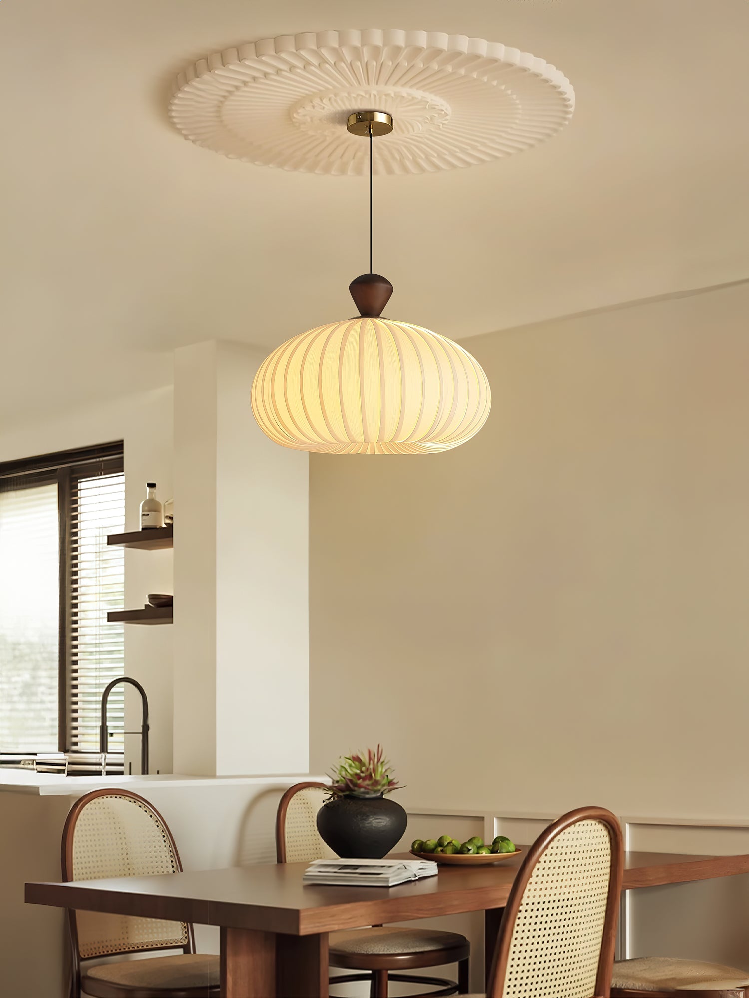 Ovola Pleated Pendant Light - Letslighting