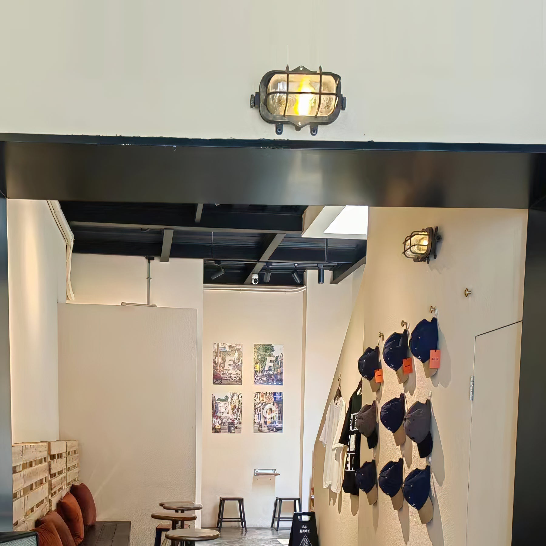 Omirara Unique Traditional Glass Wall Light - Letslighting