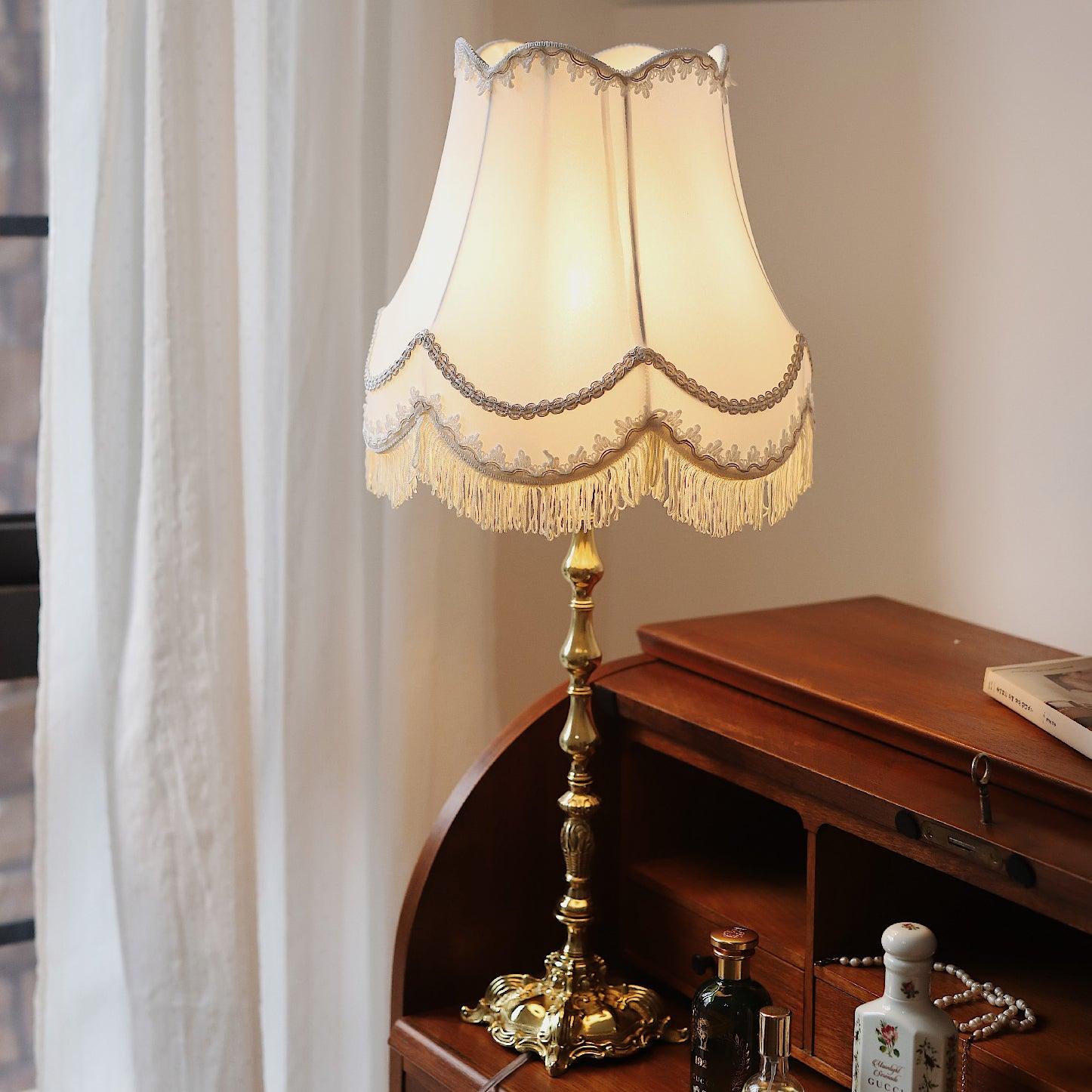 Octavia Vintage Table Lamp - Letslighting