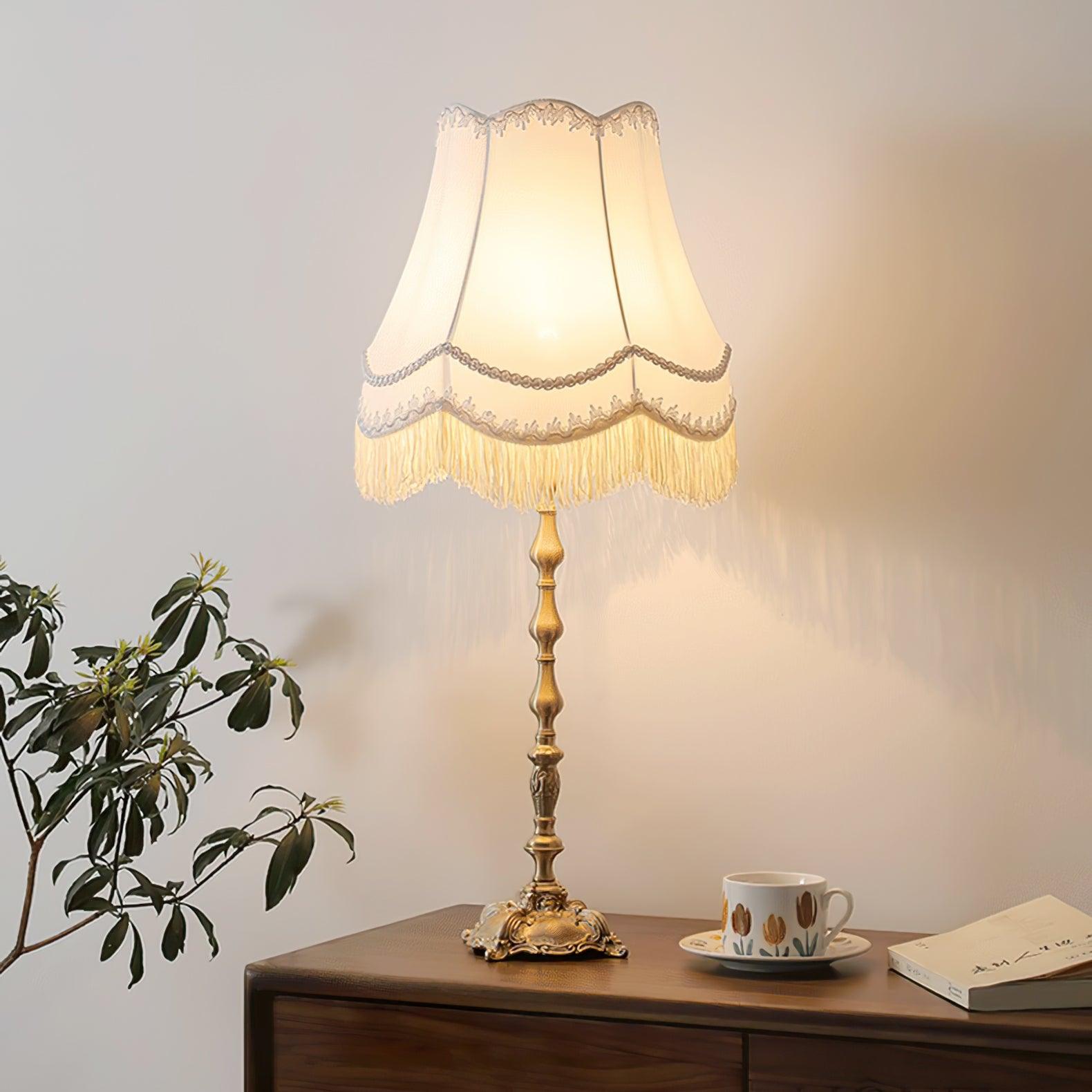 Octavia Vintage Table Lamp - Letslighting