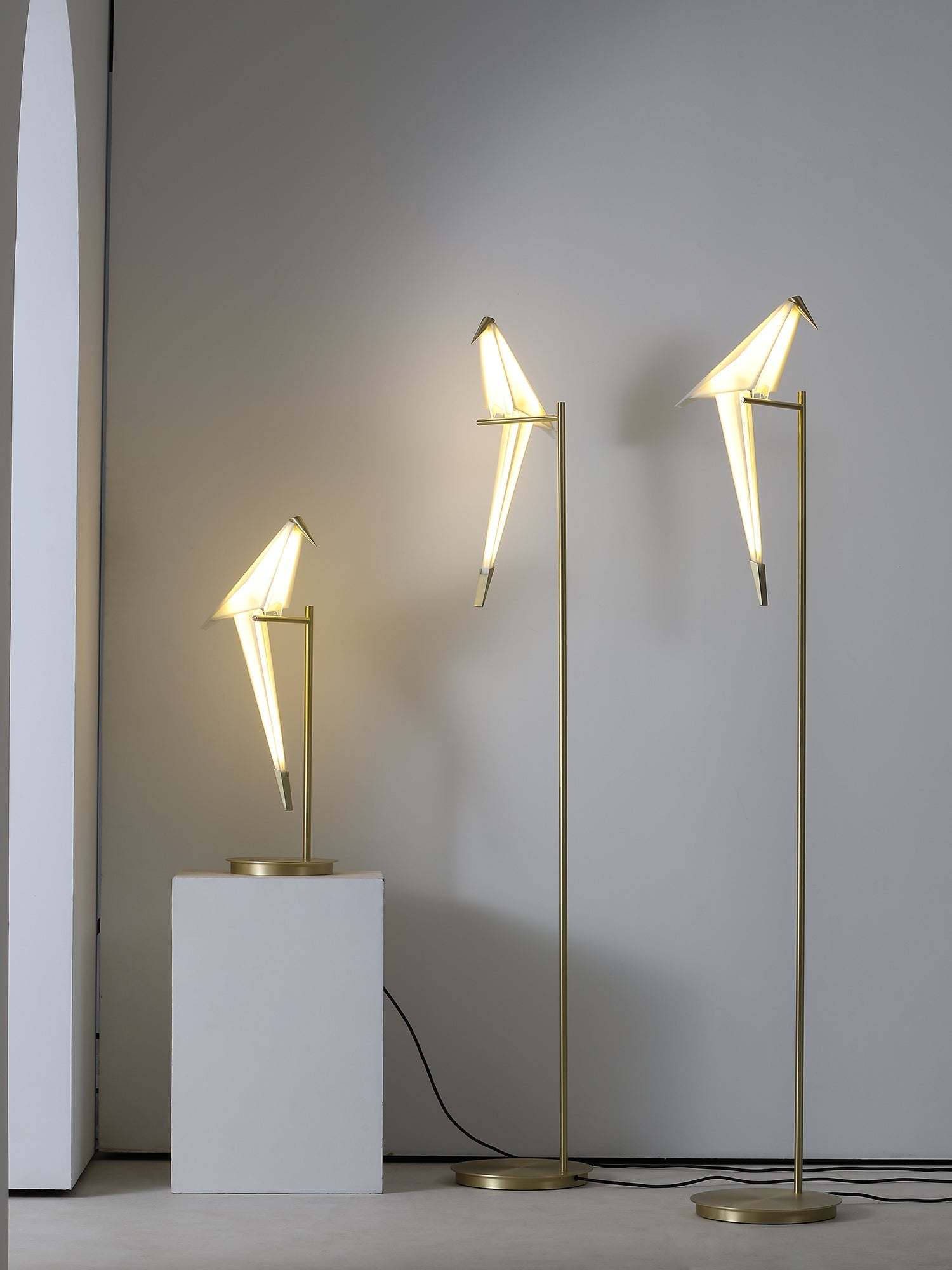 Vioran Aluminum Industrial Floor Lamp - Letslighting