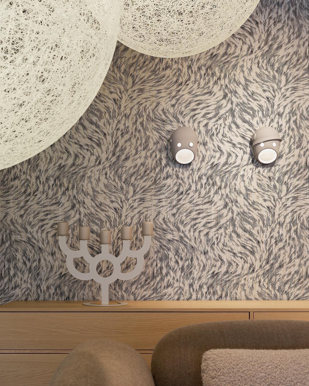 Elvynira Individual Creativity Party Resin Wall Lamp - Letslighting