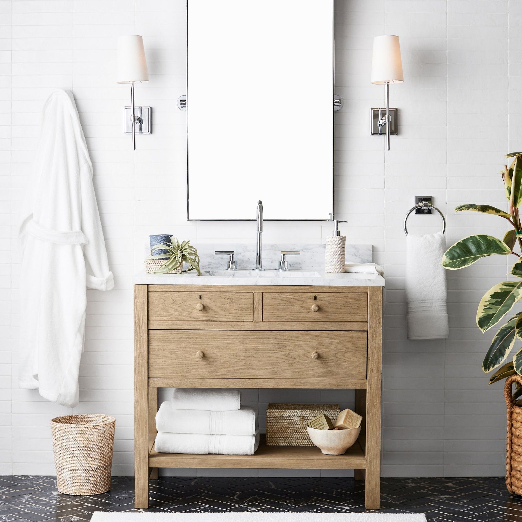 Vicarara Vintage Industrial Brass Fabric Wall Lamp - Letslighting