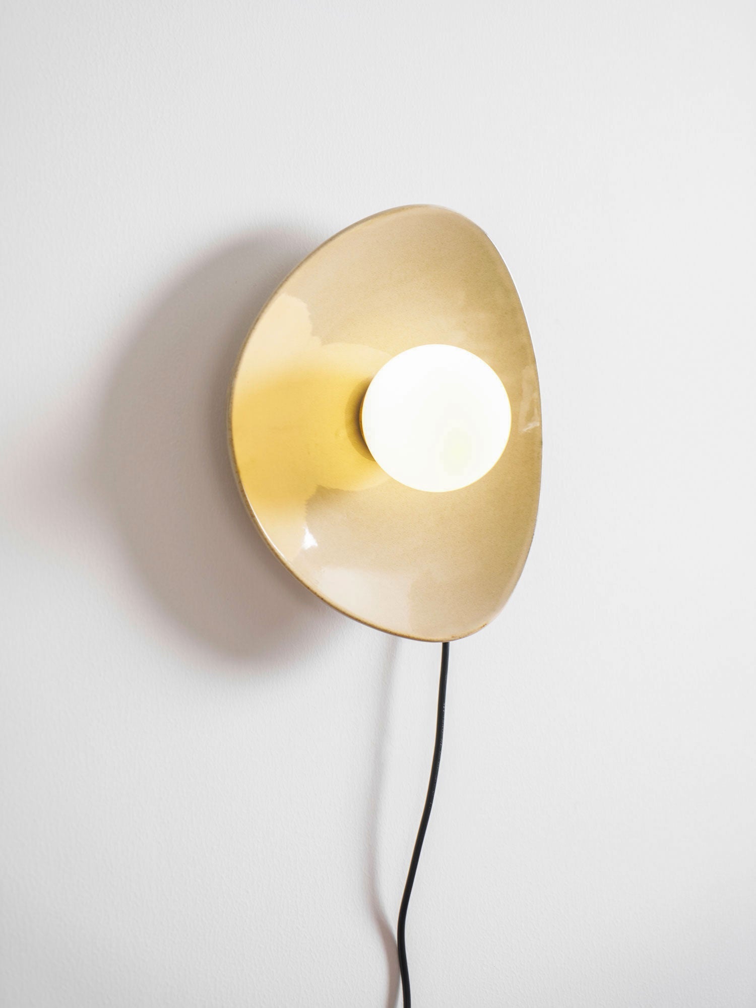 Nancy Pebble Disc Plug-in Ceramics Glass Wall Light - Letslighting