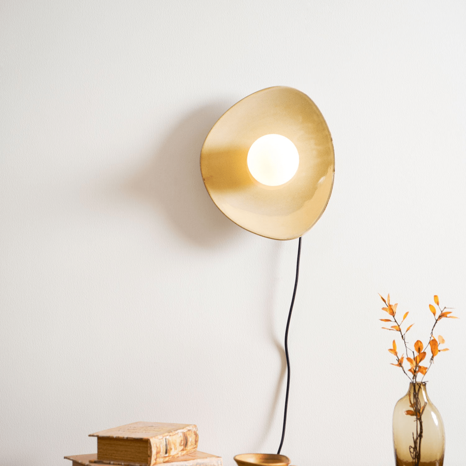 Nancy Pebble Disc Plug-in Ceramics Glass Wall Light - Letslighting