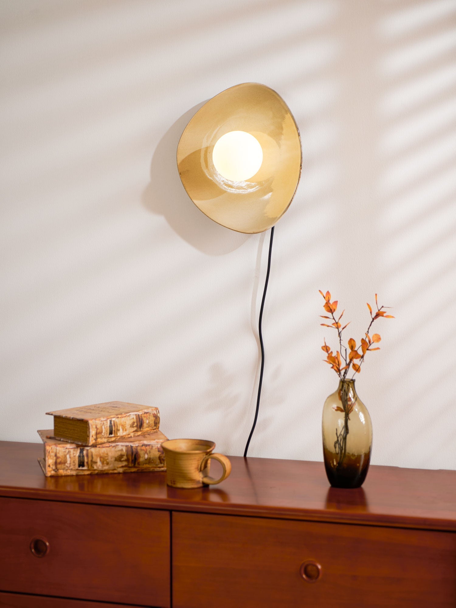 Nancy Pebble Disc Plug-in Ceramics Glass Wall Light - Letslighting