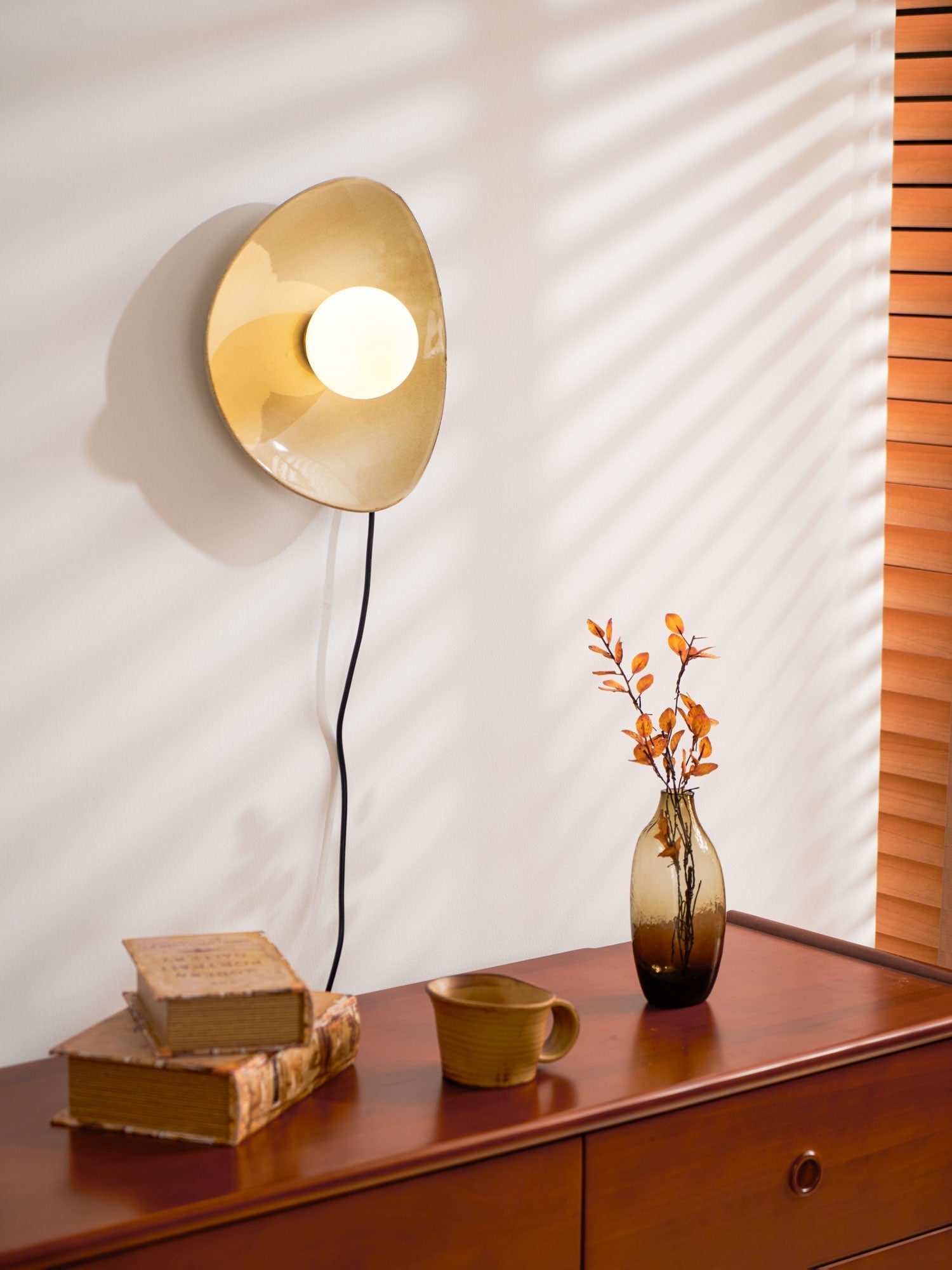 Nancy Pebble Disc Plug-in Ceramics Glass Wall Light - Letslighting