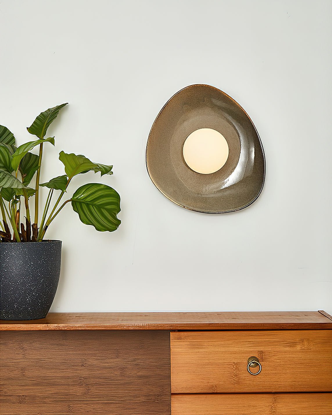 Ertalila Elegance Pebble Disc Ceramics Wall Light - Letslighting