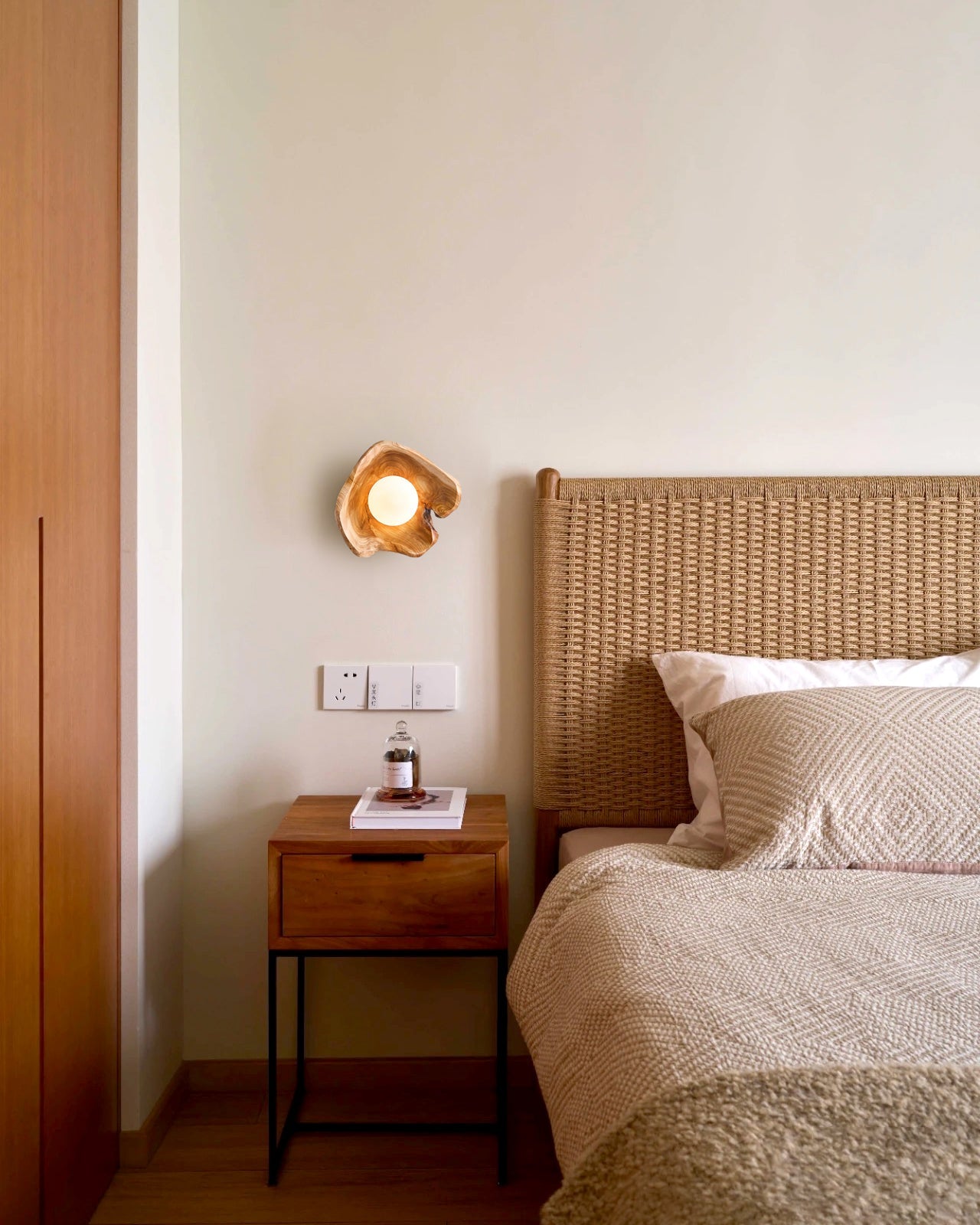 Tiffany Organic Carved Wood Wall Light - Letslighting