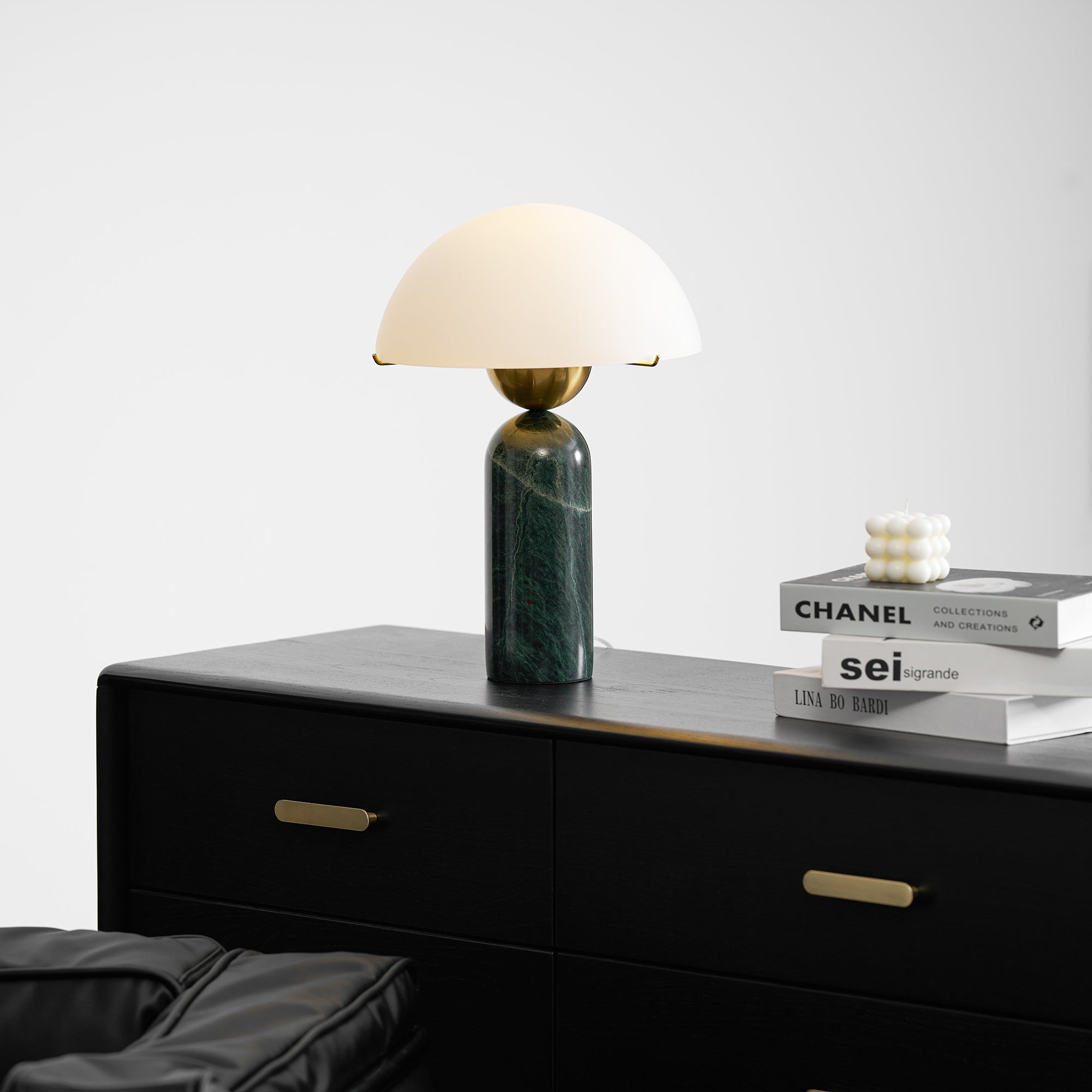 Veviniel Alabaster Table Lamp - Letslighting