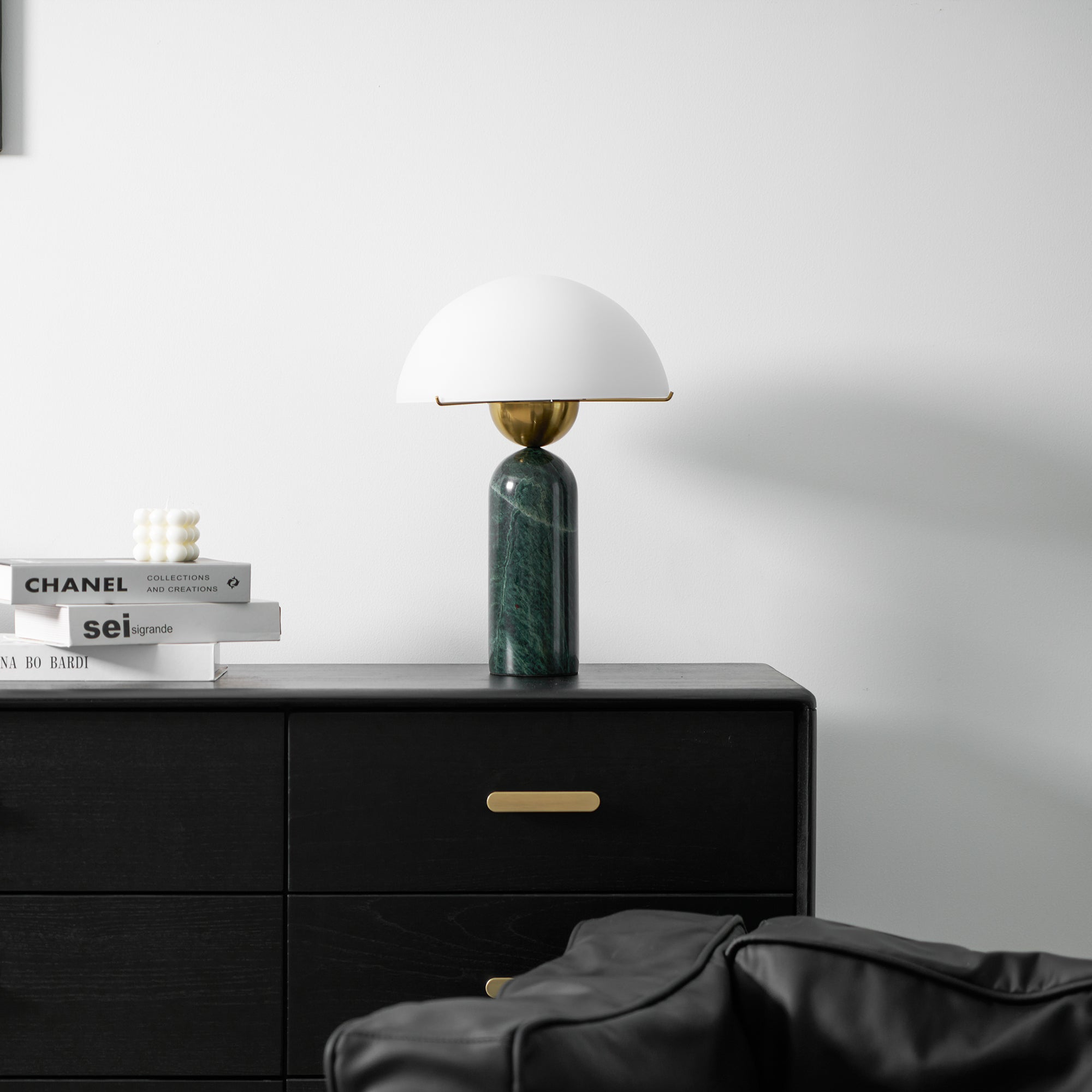 Veviniel Alabaster Table Lamp - Letslighting