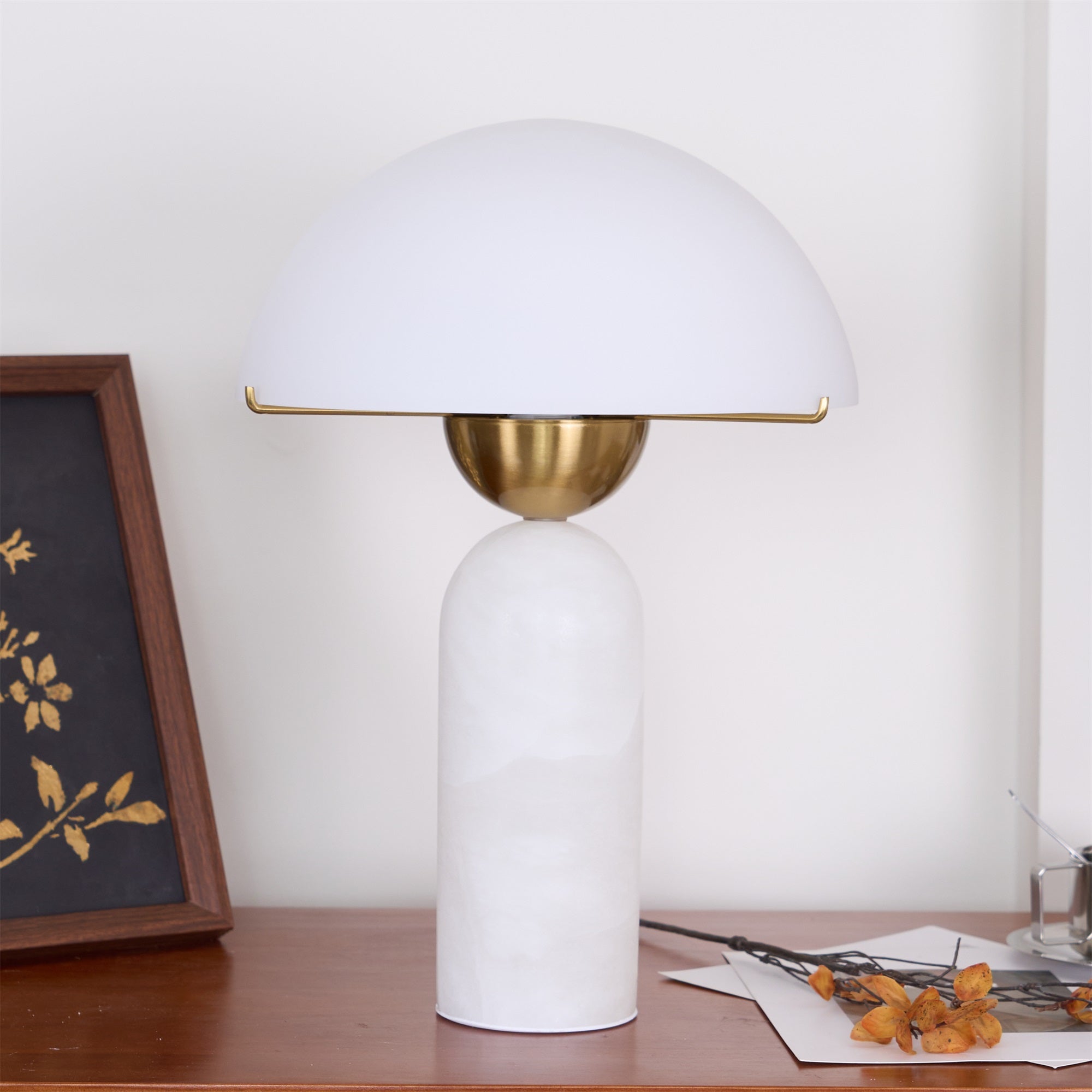 Veviniel Alabaster Table Lamp - Letslighting