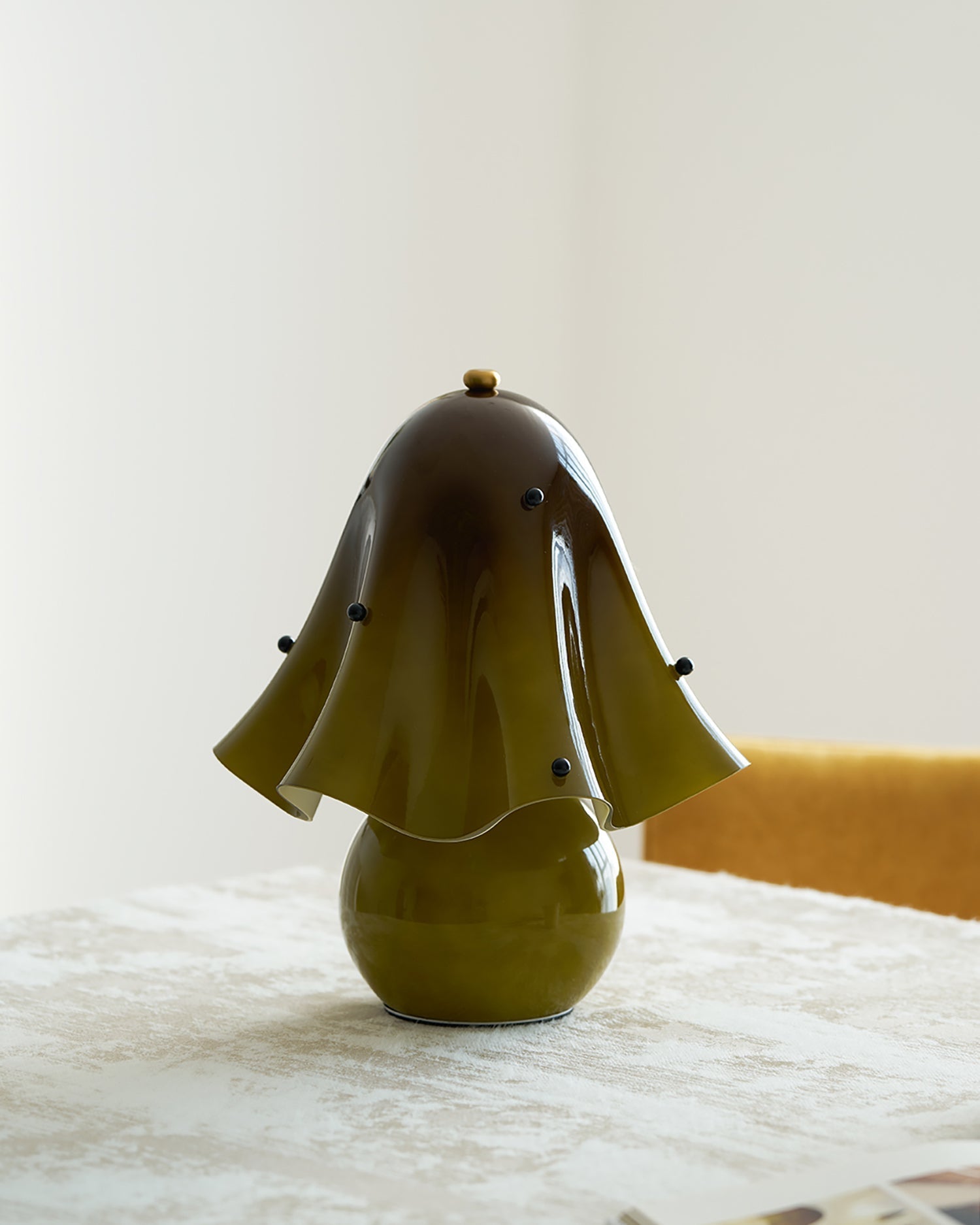 Petalia Modern Metal & Glass Table Light