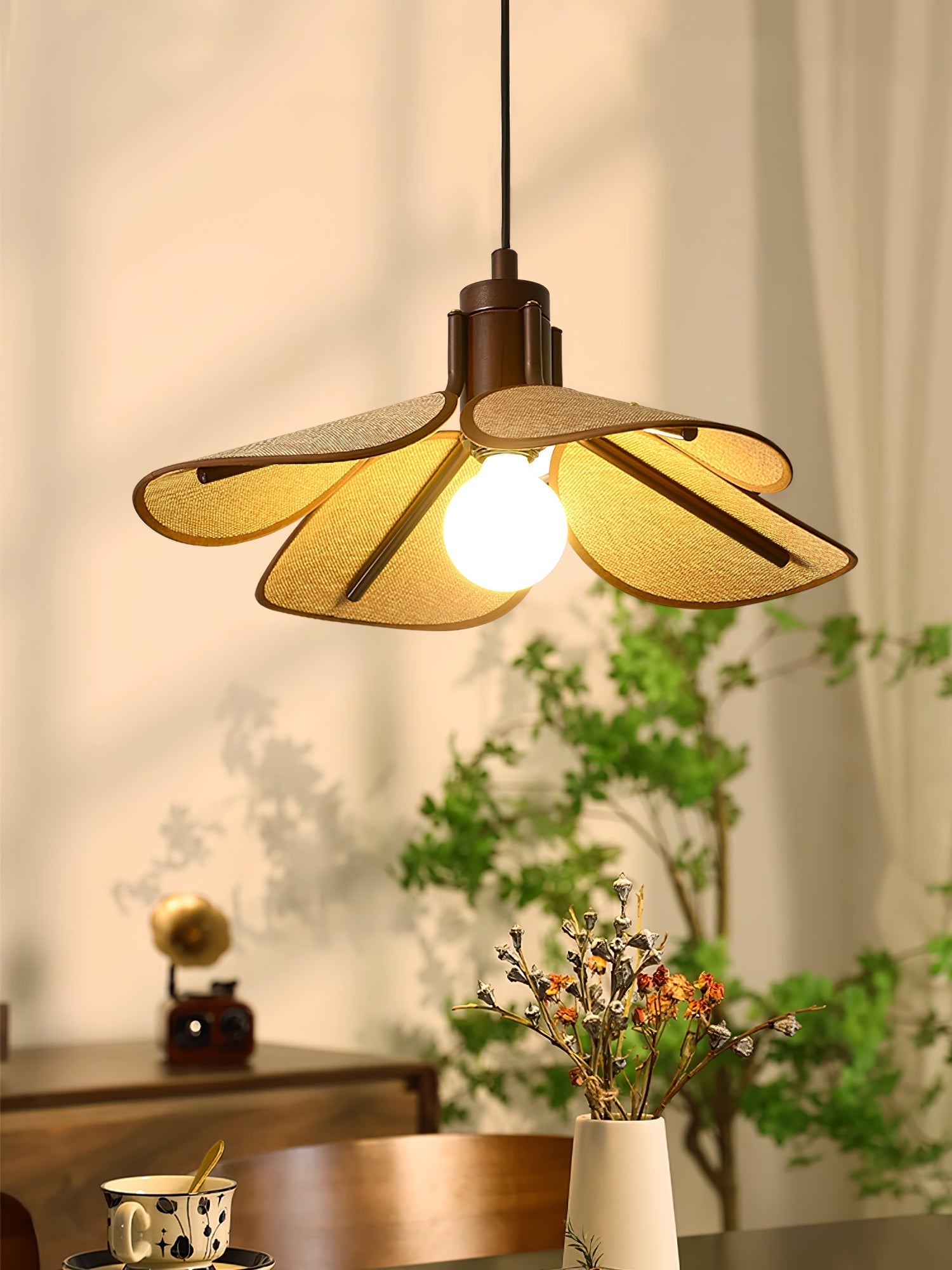 Utalion Traditional Petal Bloom Wood Fabric Pendant Light - Letslighting