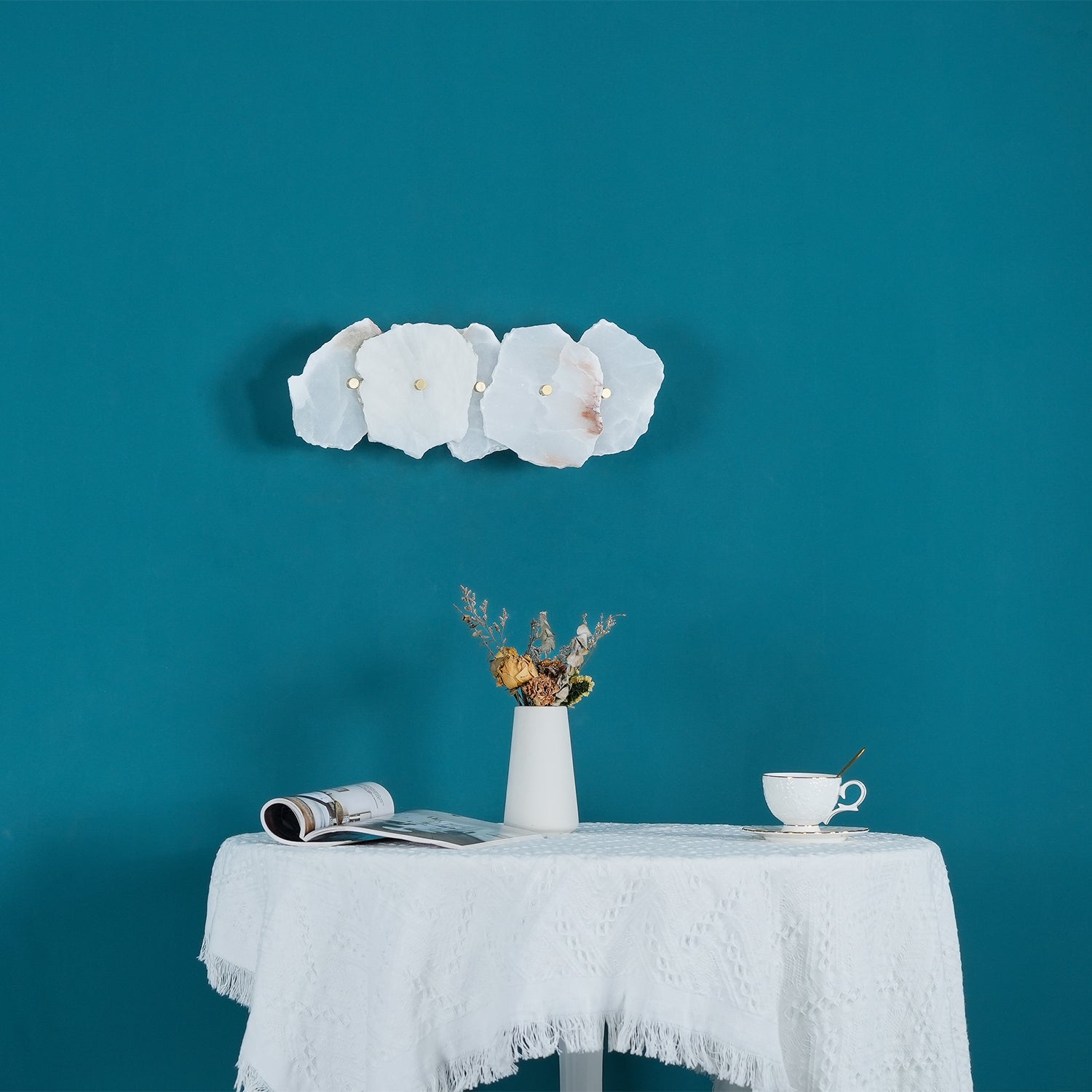 Ritta Alabaster Flower Wall Lamp